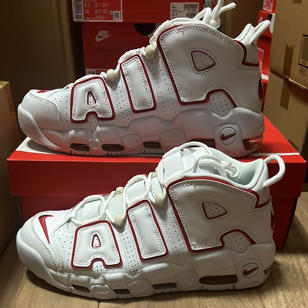 NIKE AIR MORE UPTEMPO "WHITE/VARSITY RED" (2021)