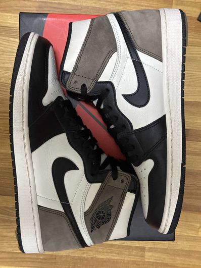 Nike Air Jordan 1 High OG "Sail/Dark Mocha/Black"