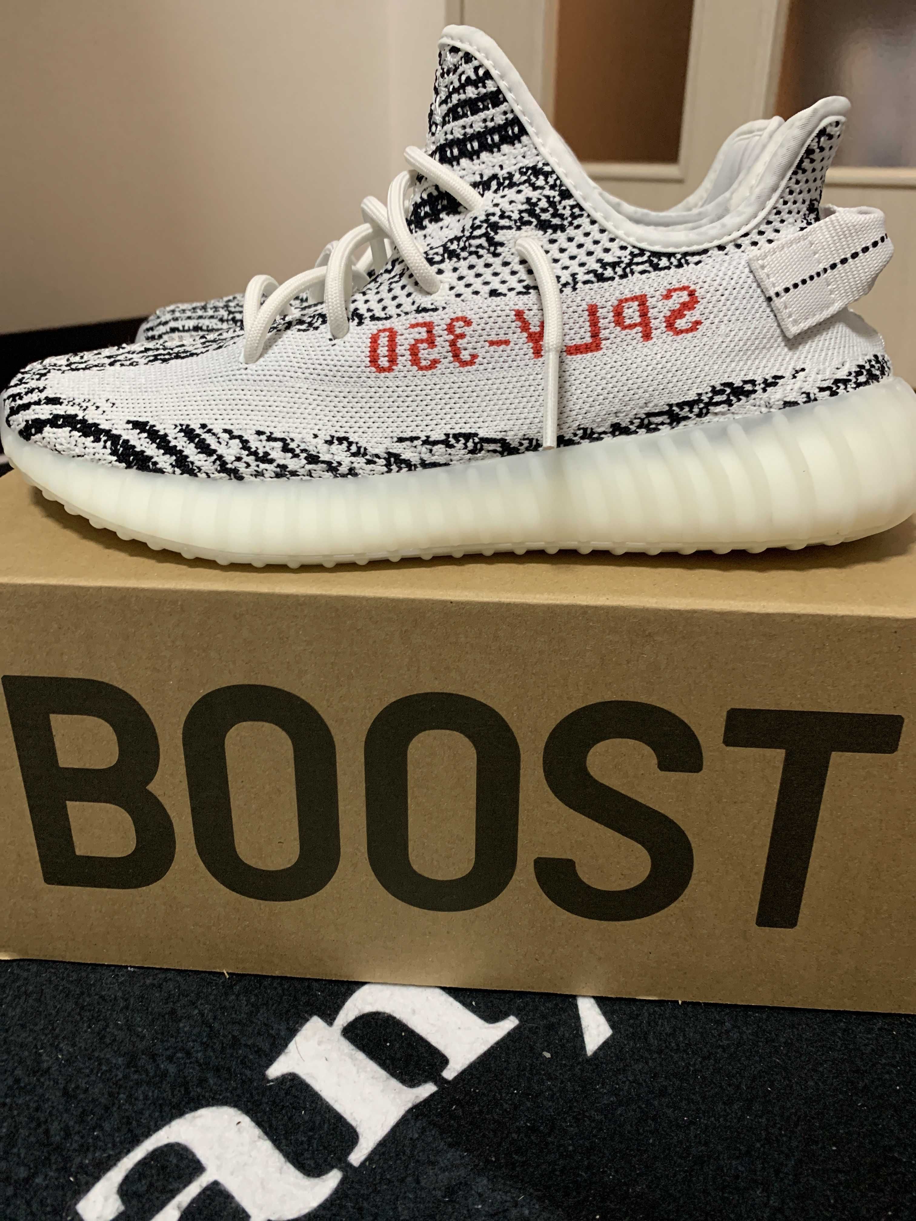 adidas YEEZY Boost 350 V2 "Zebra"