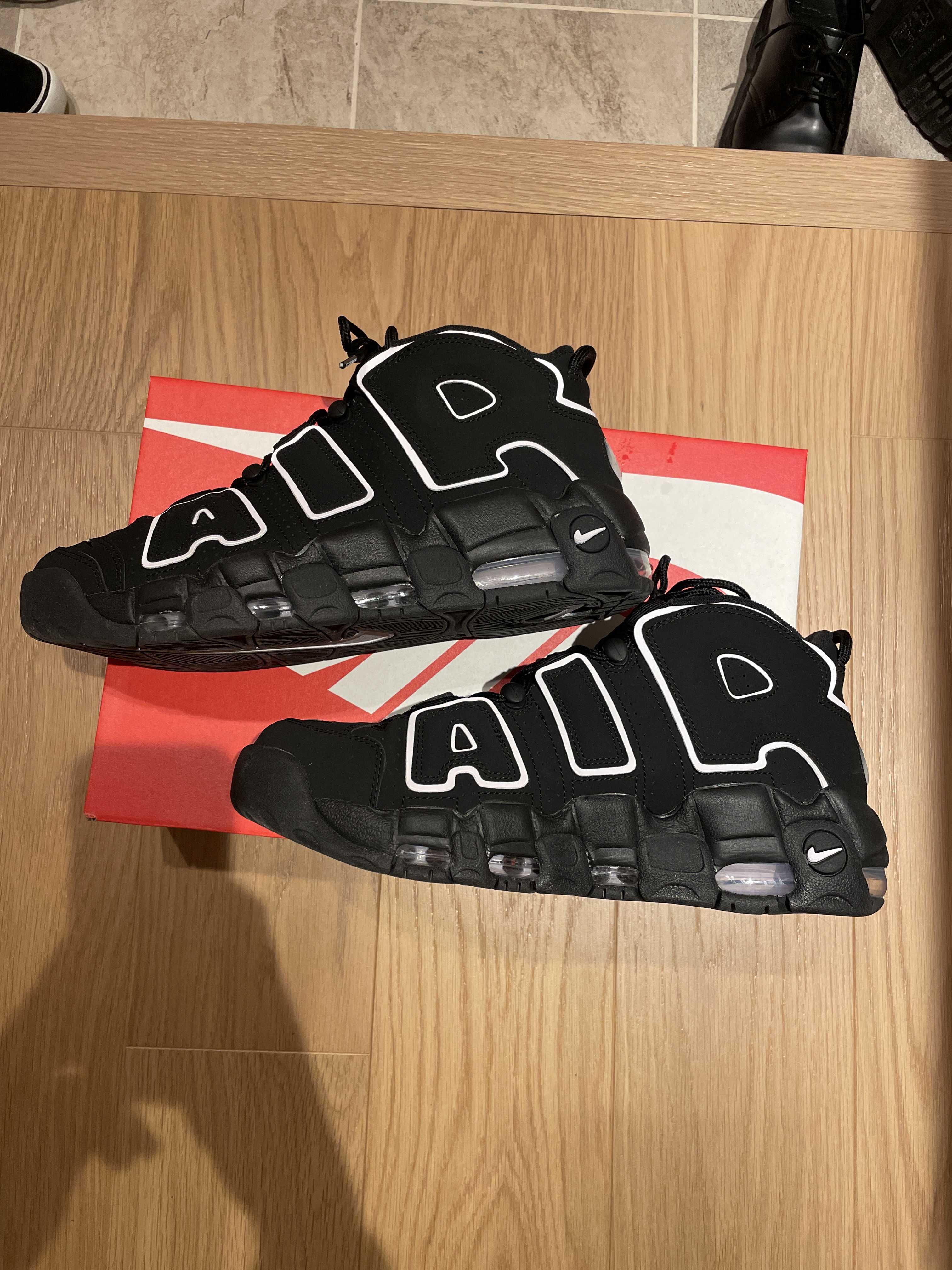 Nike Air More Uptempo "Black/White"(2020)