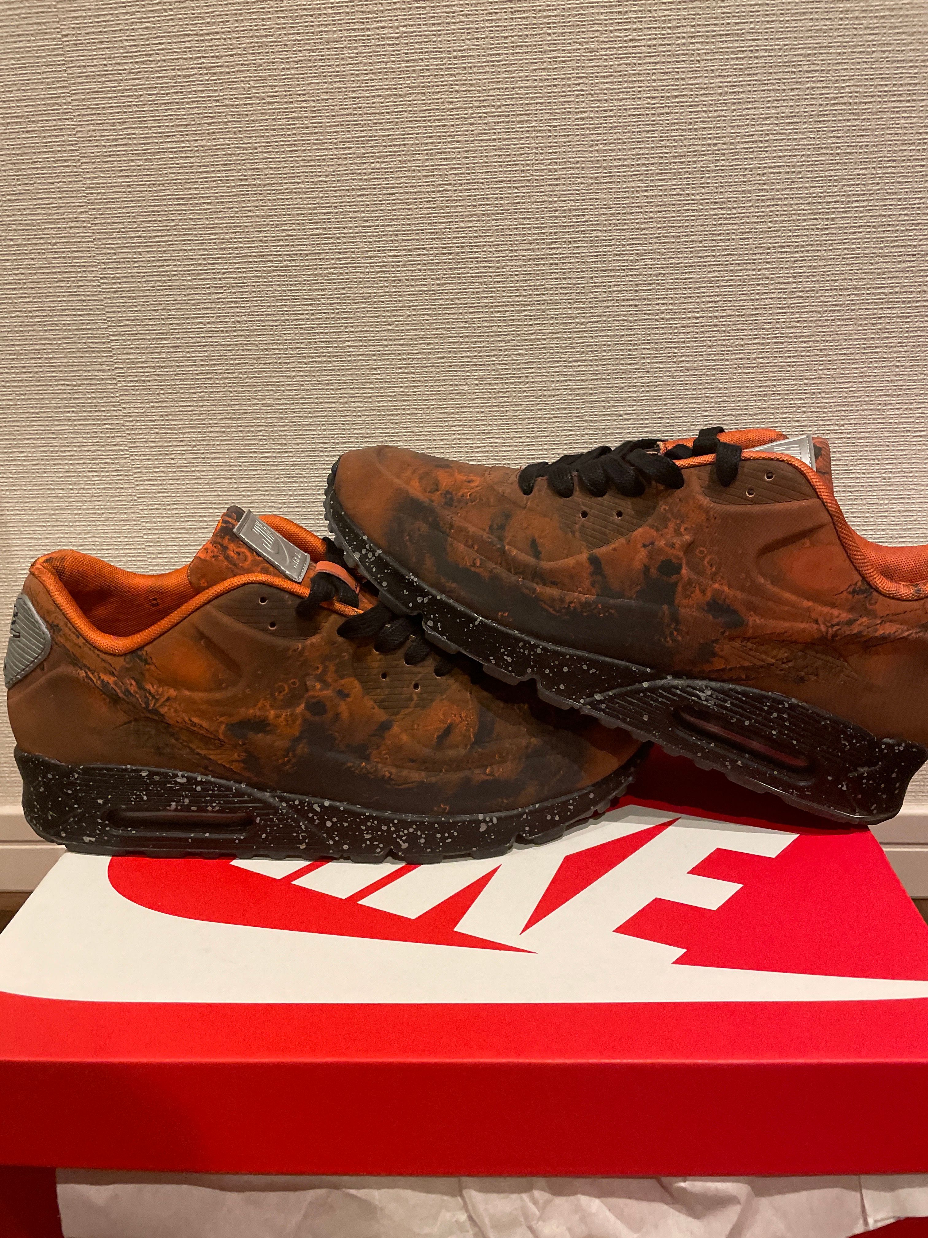 NIKE AIR MAX 90 QS "MARS LANDING"