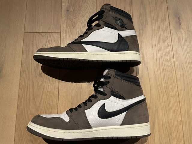Travis Scott × Nike Air Jordan 1 Retro High OG TS SP "Sail/Dark Mocha"