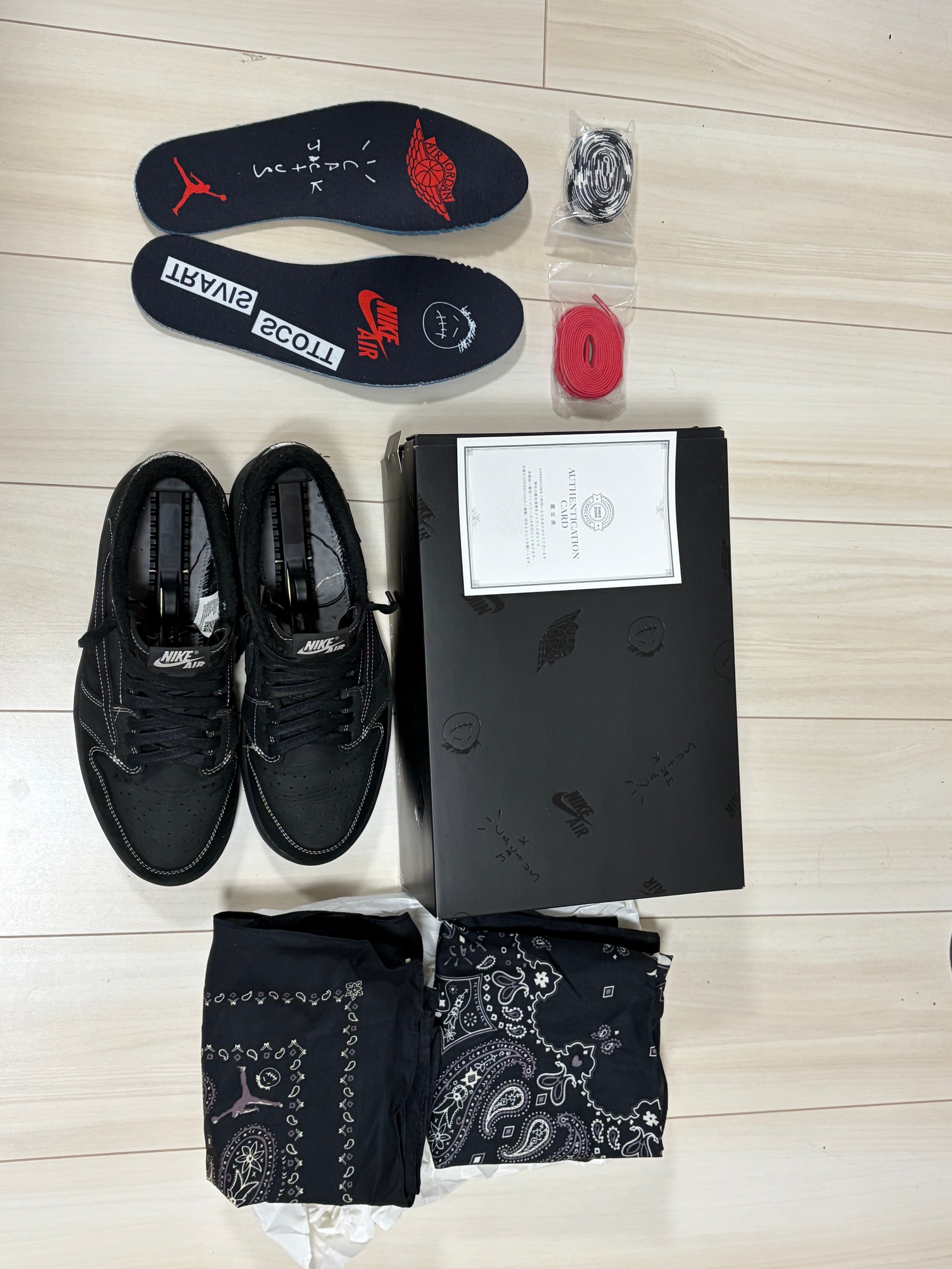 Travis Scott × Nike Air Jordan 1 Low OG SP "Black Phantom"