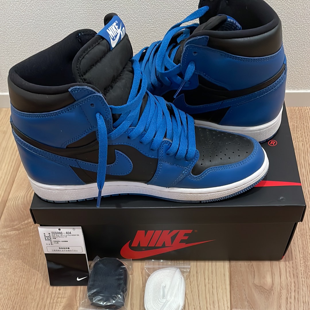 Nike Air Jordan 1 Retro High OG "Dark Marina Blue"