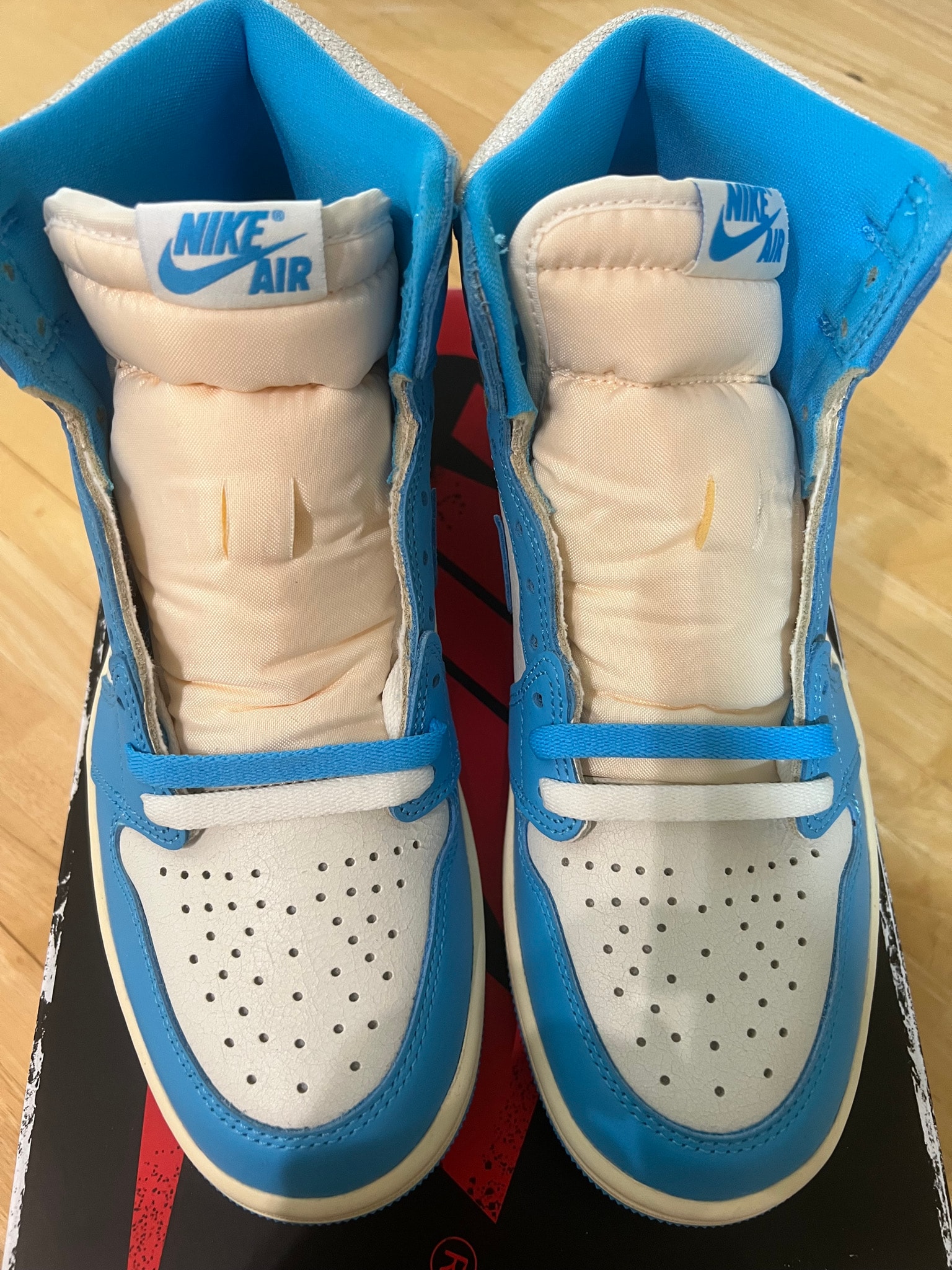 Nike Air Jordan 1 Retro High OG "UNC Reimagined"