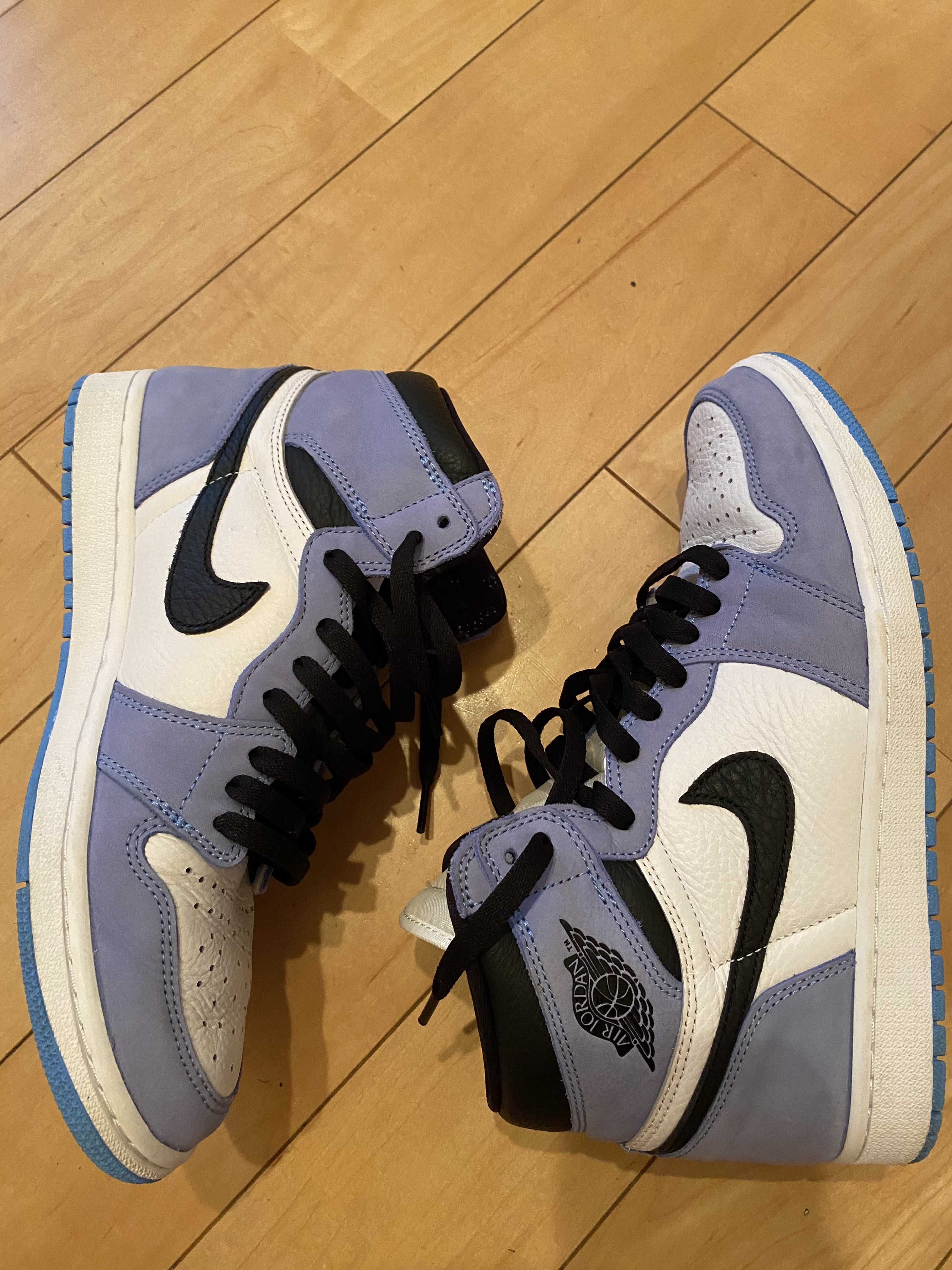 Nike Air Jordan 1 High OG "University Blue"