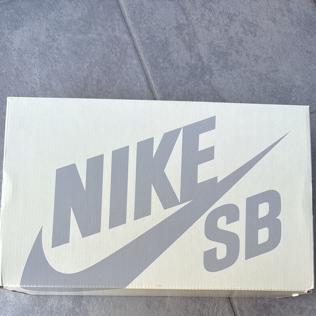 堀米 雄斗(Yuto Horigome) × Nike SB Dunk Low Pro QS "Wolf Grey"