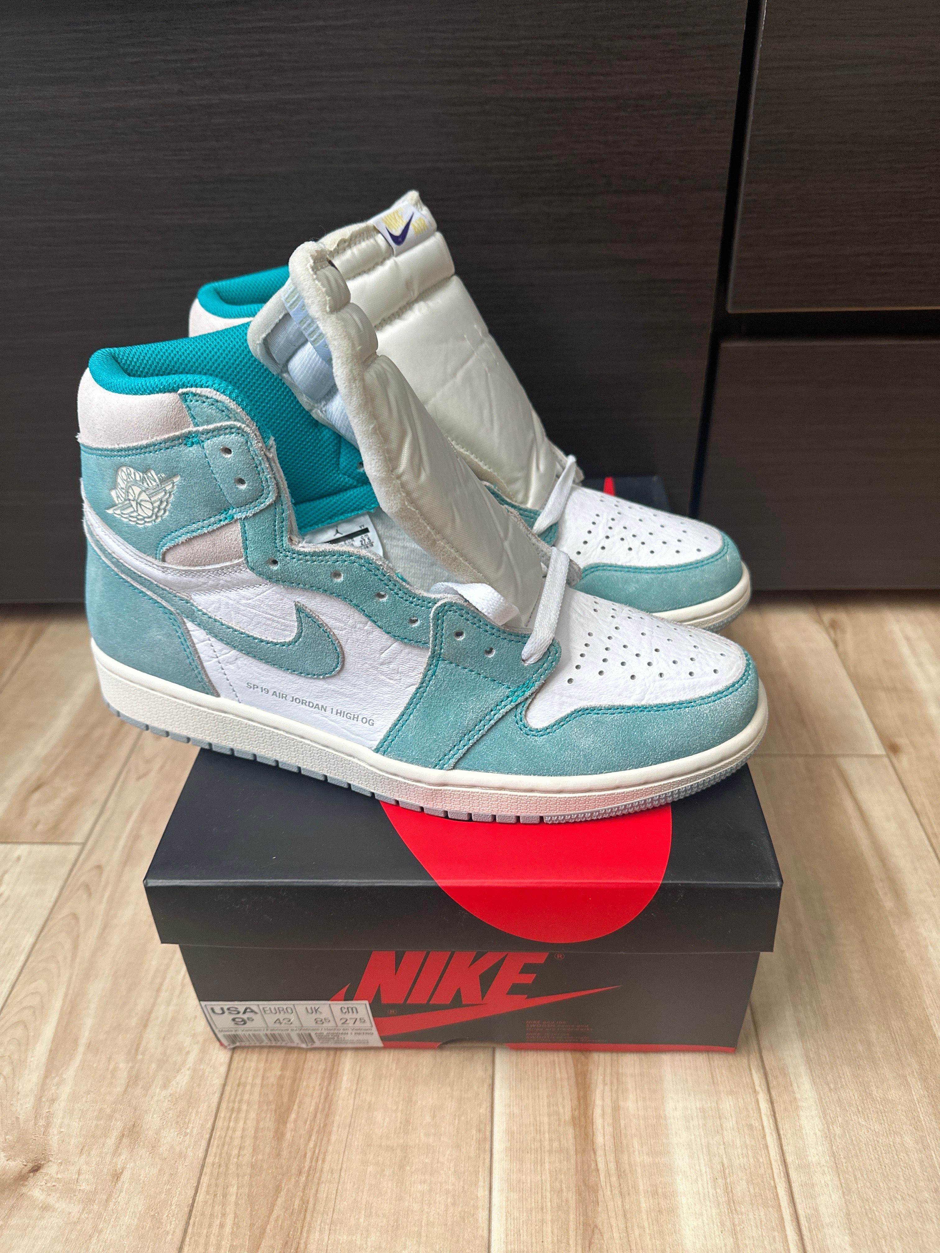 Nike Air Jordan 1 Retro High OG "Turbo Green"