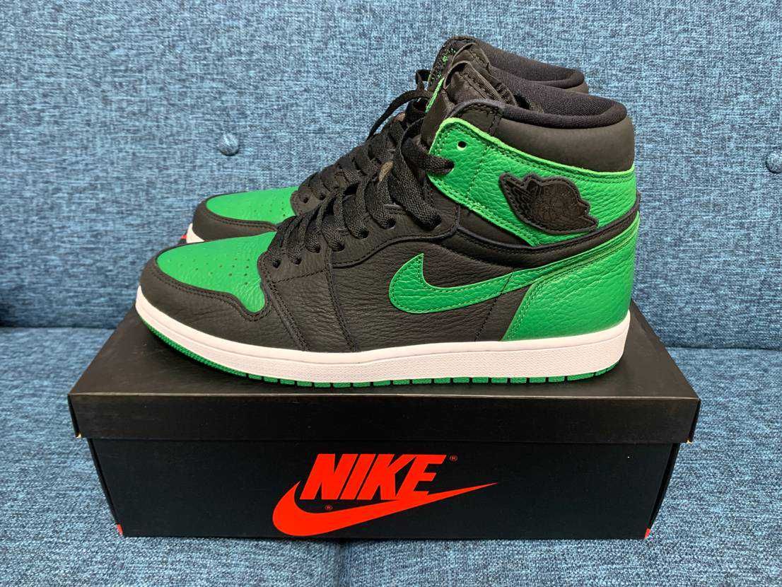 Nike Air Jordan 1 Retro High OG "Black/Pine Green" (2020)