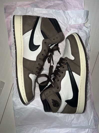 Travis Scott × Nike Air Jordan 1 Retro High OG TS SP "Sail/Dark Mocha"