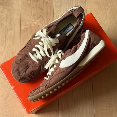 Jacquemus × Nike Women's Moon Shoe "Fauna Brown"