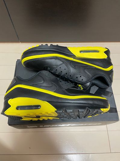 UNDEFEATED × Nike Air Max 90 "Black/Yellow"