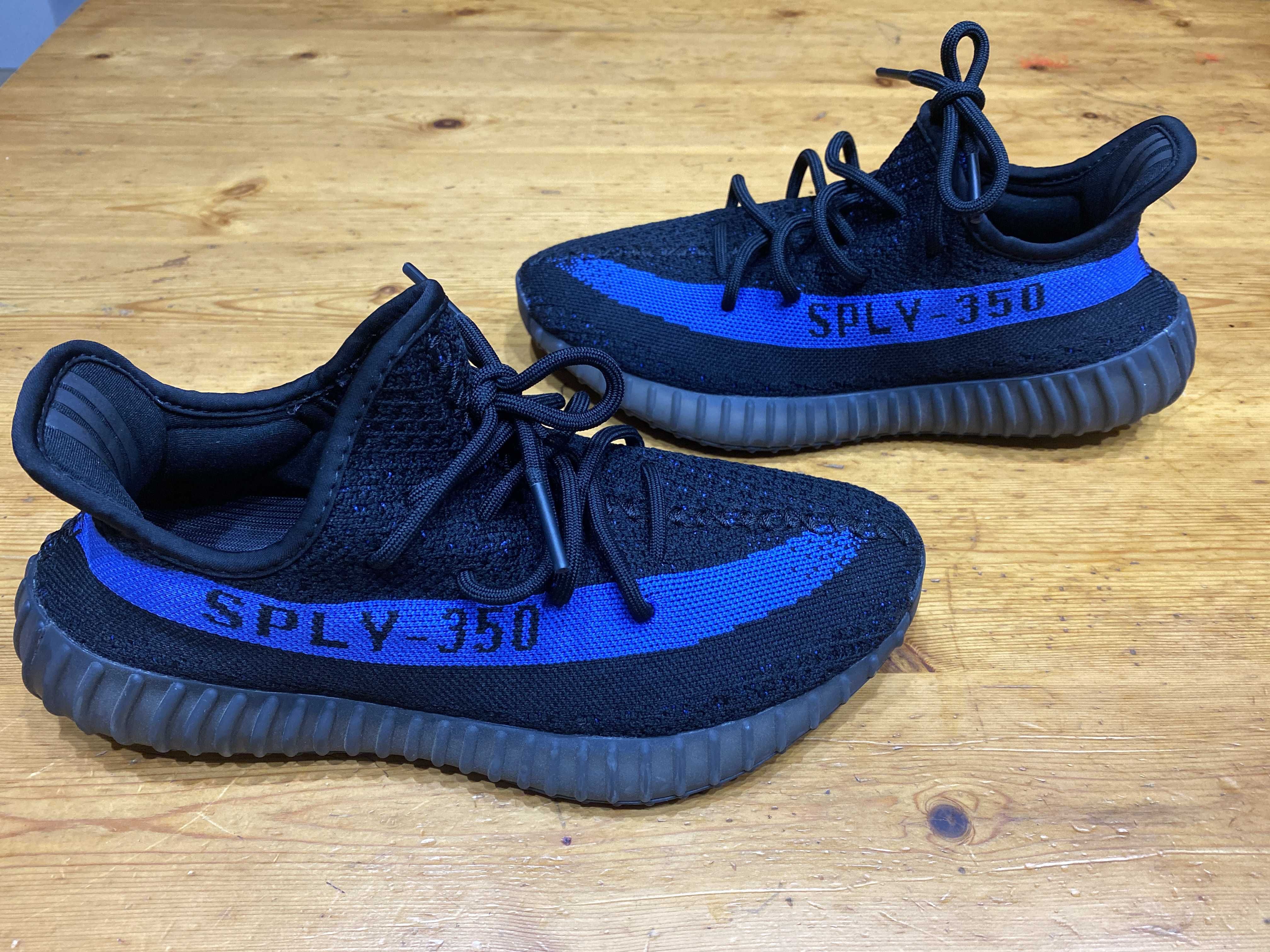 adidas YEEZY Boost 350V2 "Dazzling Blue"