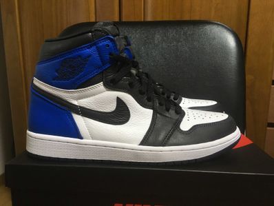 Nike Air Jordan 1 High OG "Light Fusion Red"