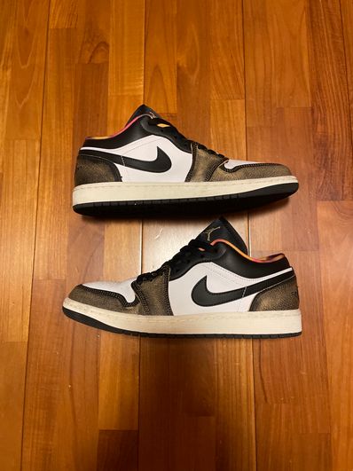 Nike Air Jordan 1 Low "Wear Away"