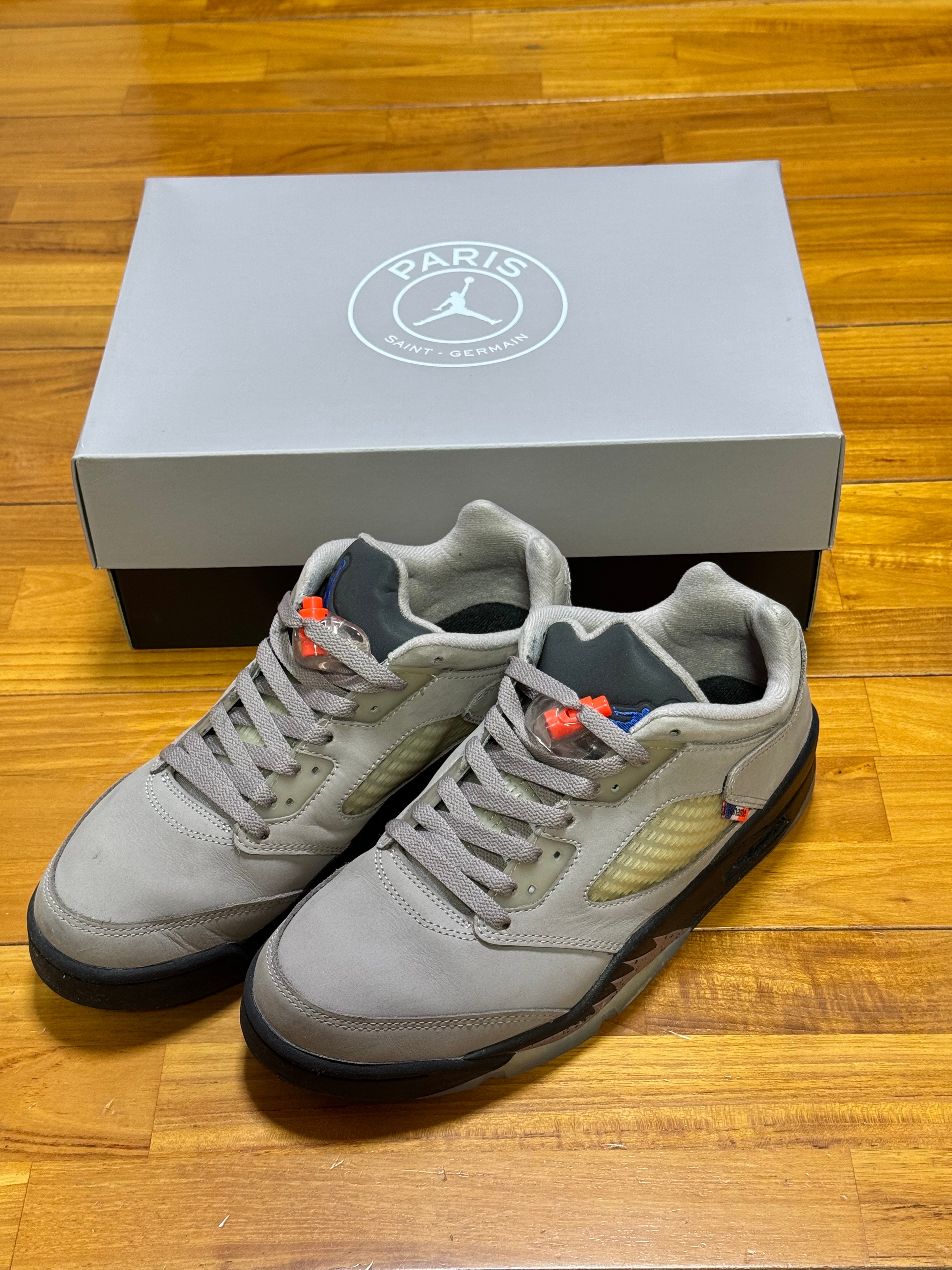 Paris Saint-Germain (PSG) × Nike Air Jordan 5 Retro Low "Pumice/Game Royal-Black-Plum Eclipse"