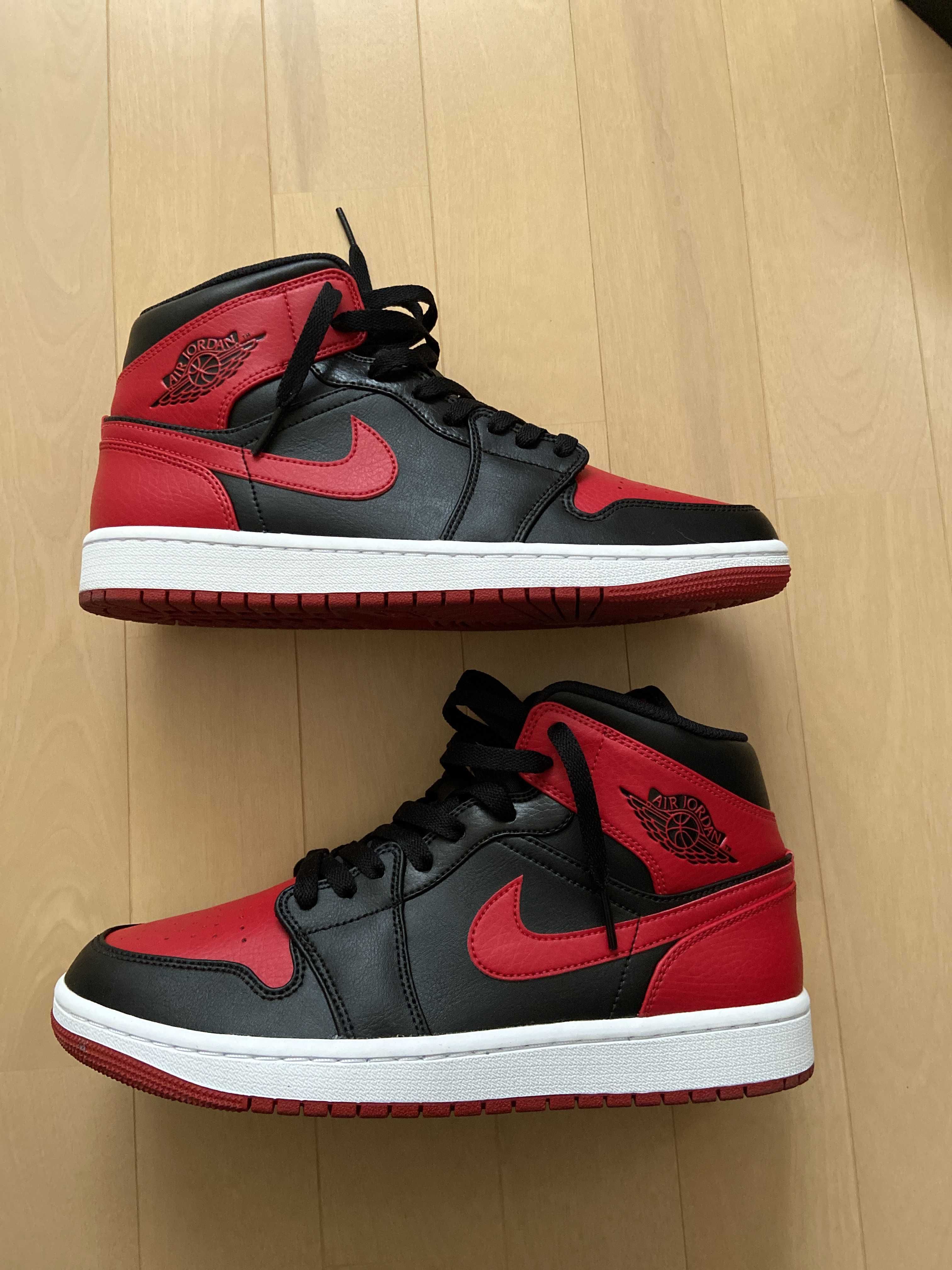 Nike Air Jordan 1 Mid "Bred"