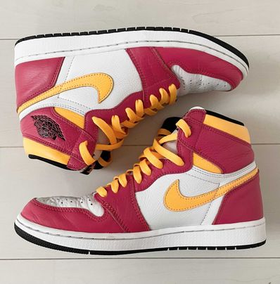 Nike Air Jordan 1 High OG "Light Fusion Red"
