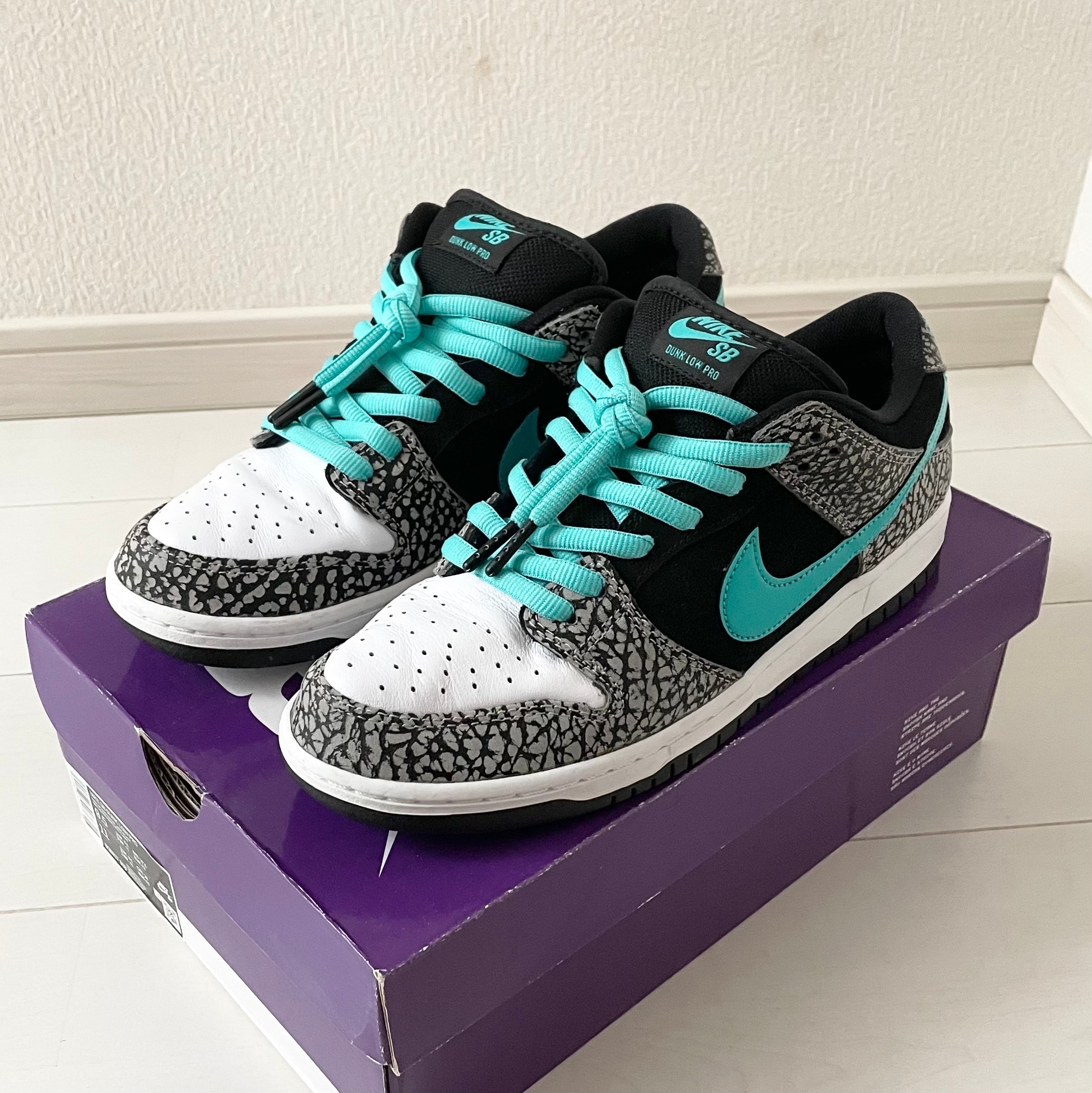 Nike SB Dunk Low "Elephant/Safari"