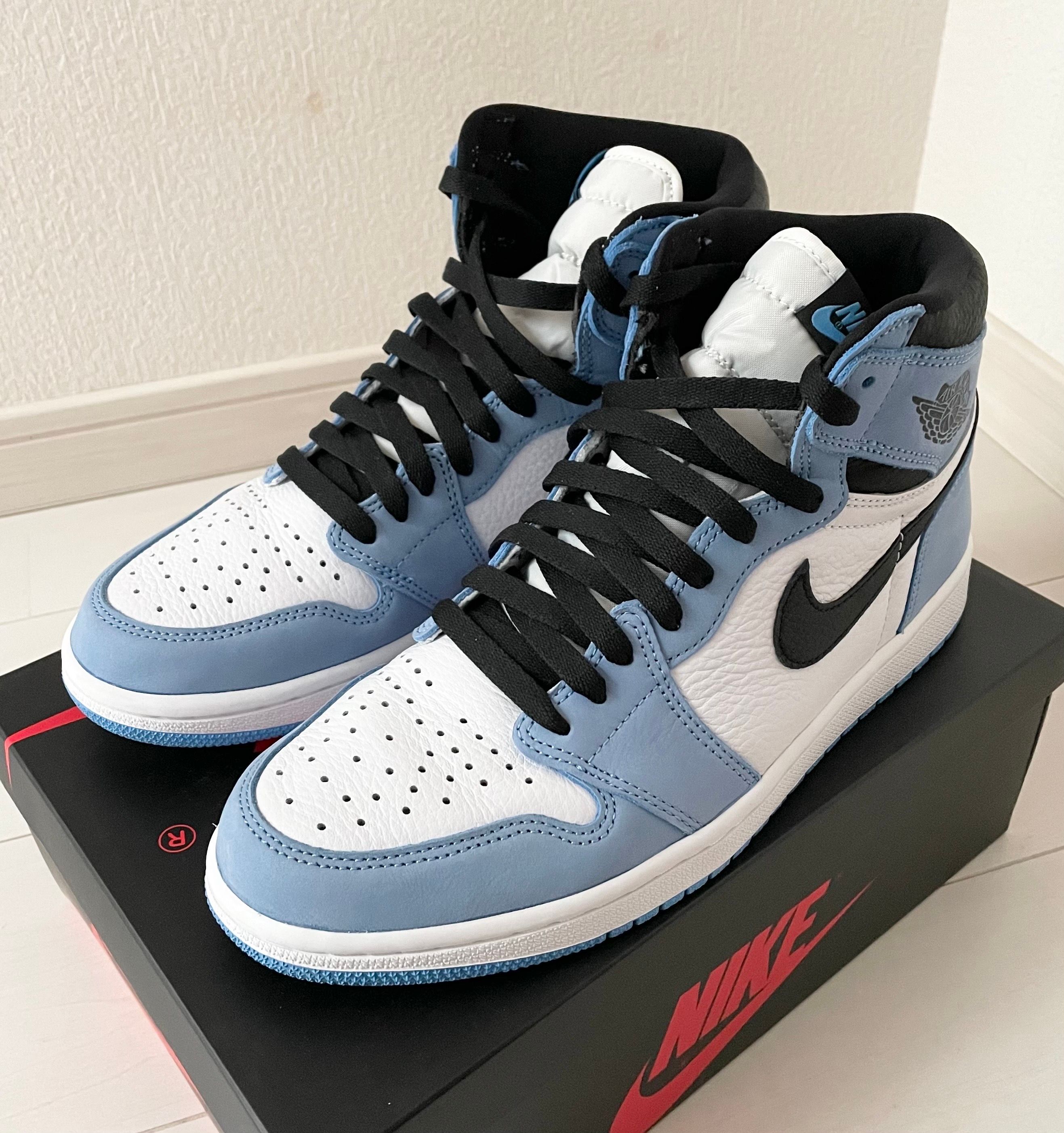 Nike Air Jordan 1 High OG "University Blue"