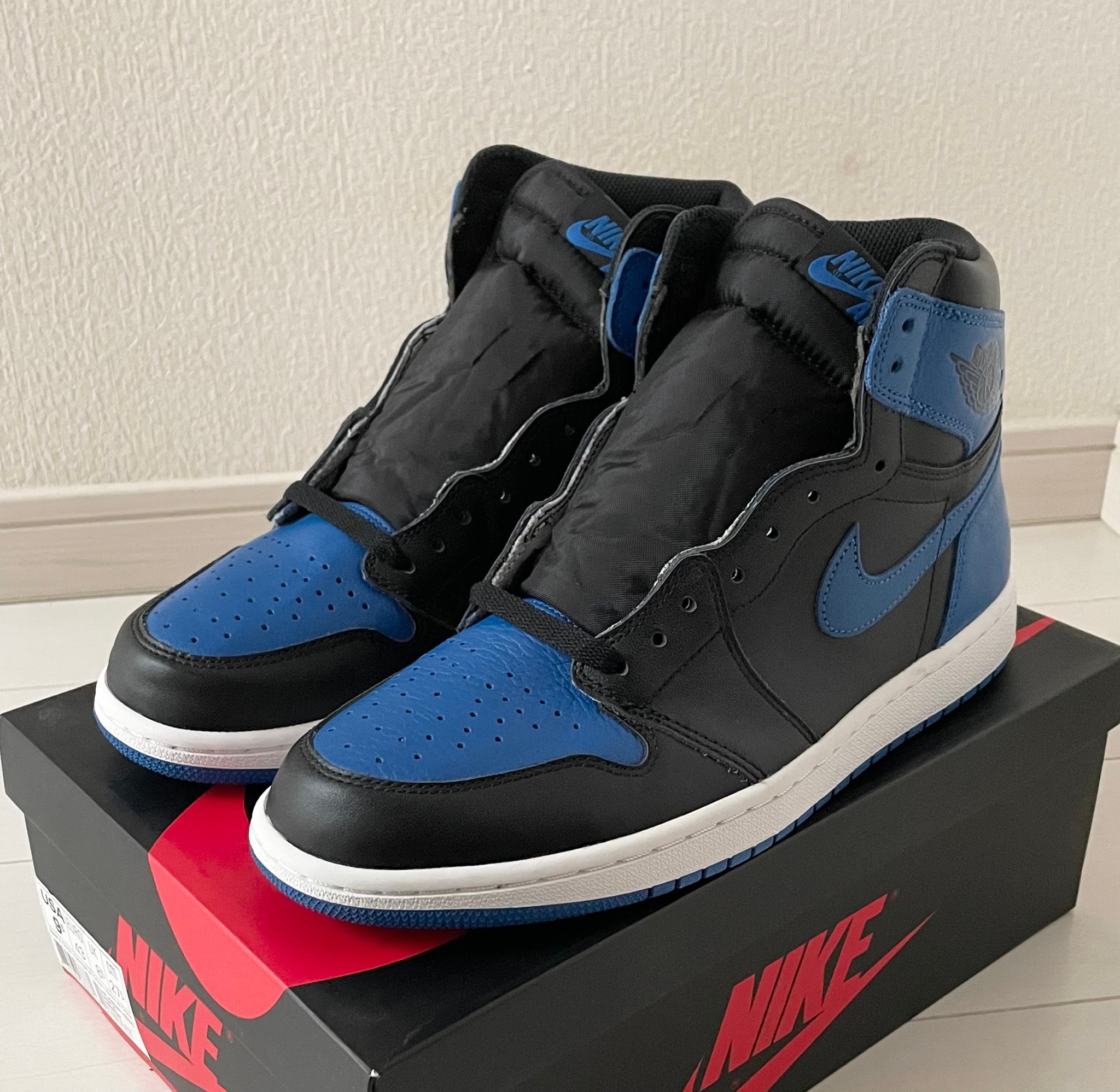 Nike Air Jordan 1 Retro High OG "Royal" (2017)