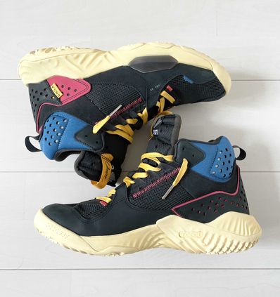 UNION × NIKE JORDAN DELTA MID "OFF NOIR"