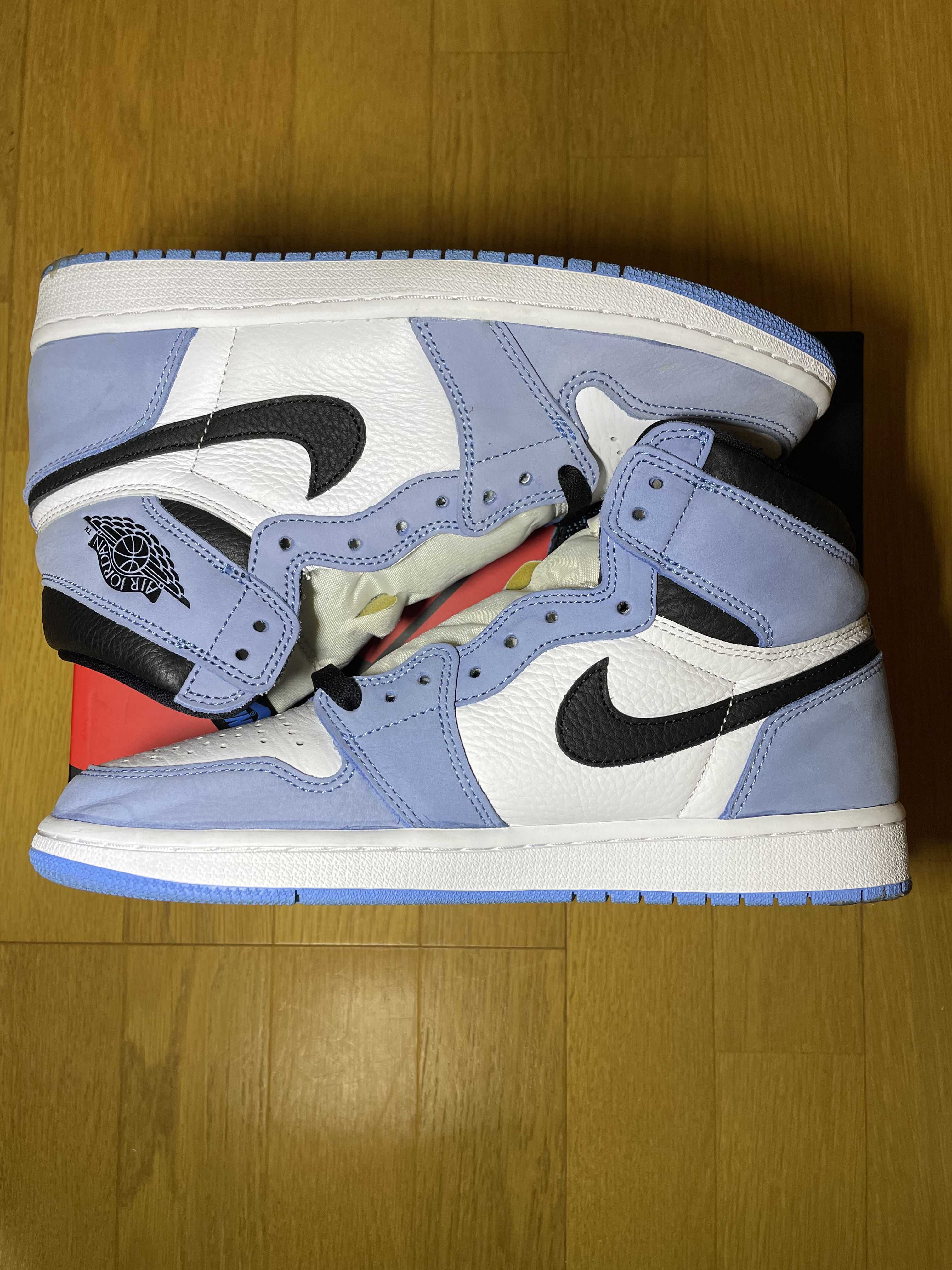 Nike Air Jordan 1 High OG "University Blue"