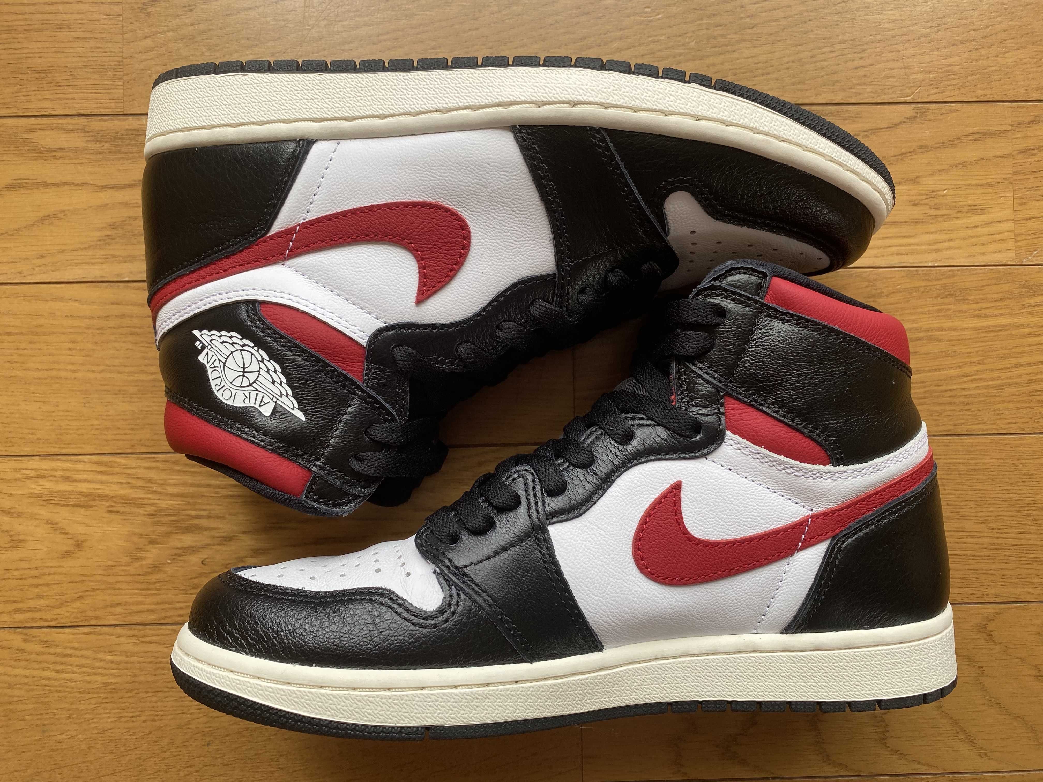 Nike Air Jordan 1 Retro High "Black/White/Sail/Gym Red"