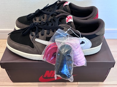 Travis Scott × Nike Air Jordan 1 Low OG SP-T "Black/Dark Mocha"