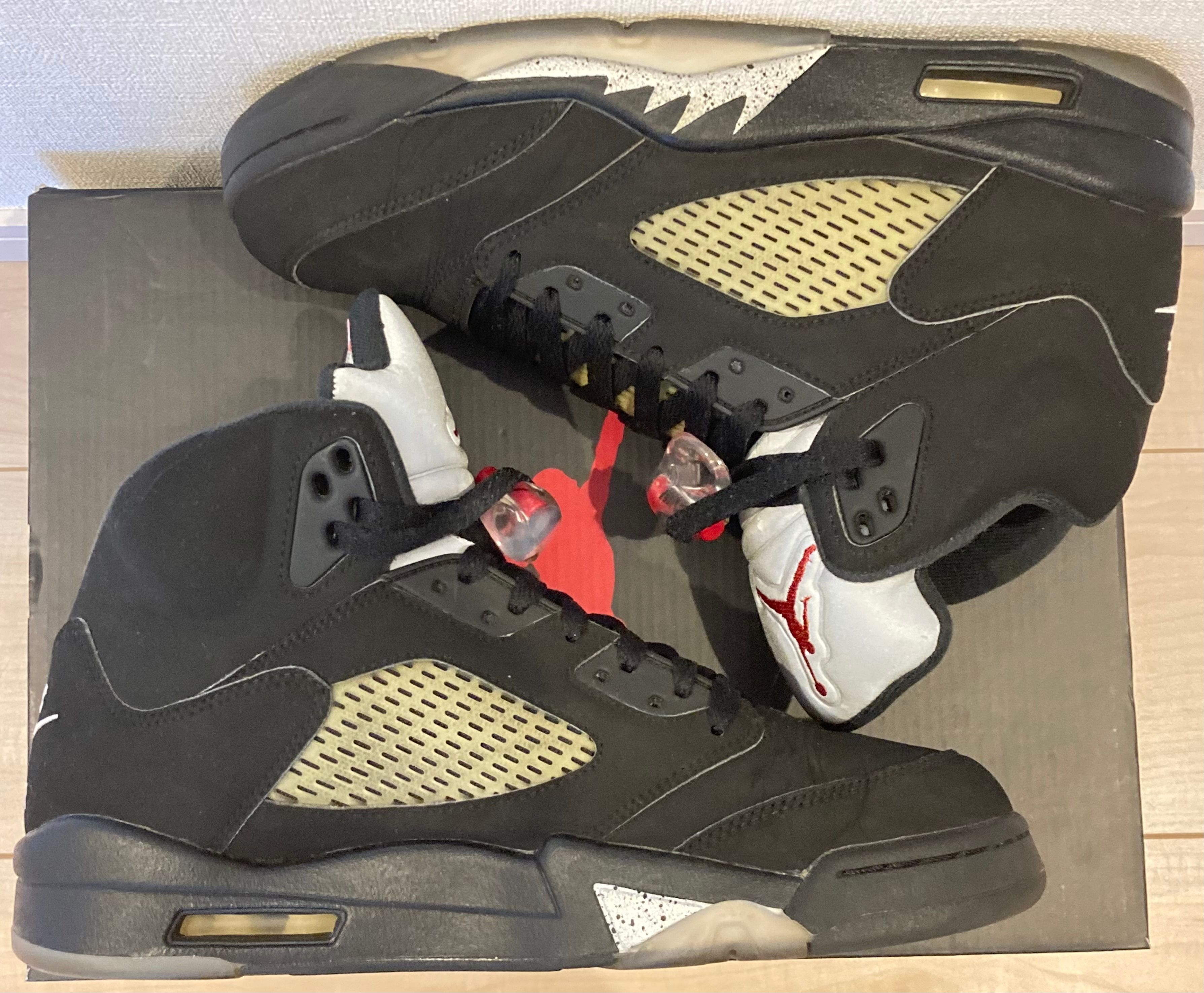 Nike Air Jordan 5 Retro OG "Black/Fire Red/Metallic Silver/White" (2016)