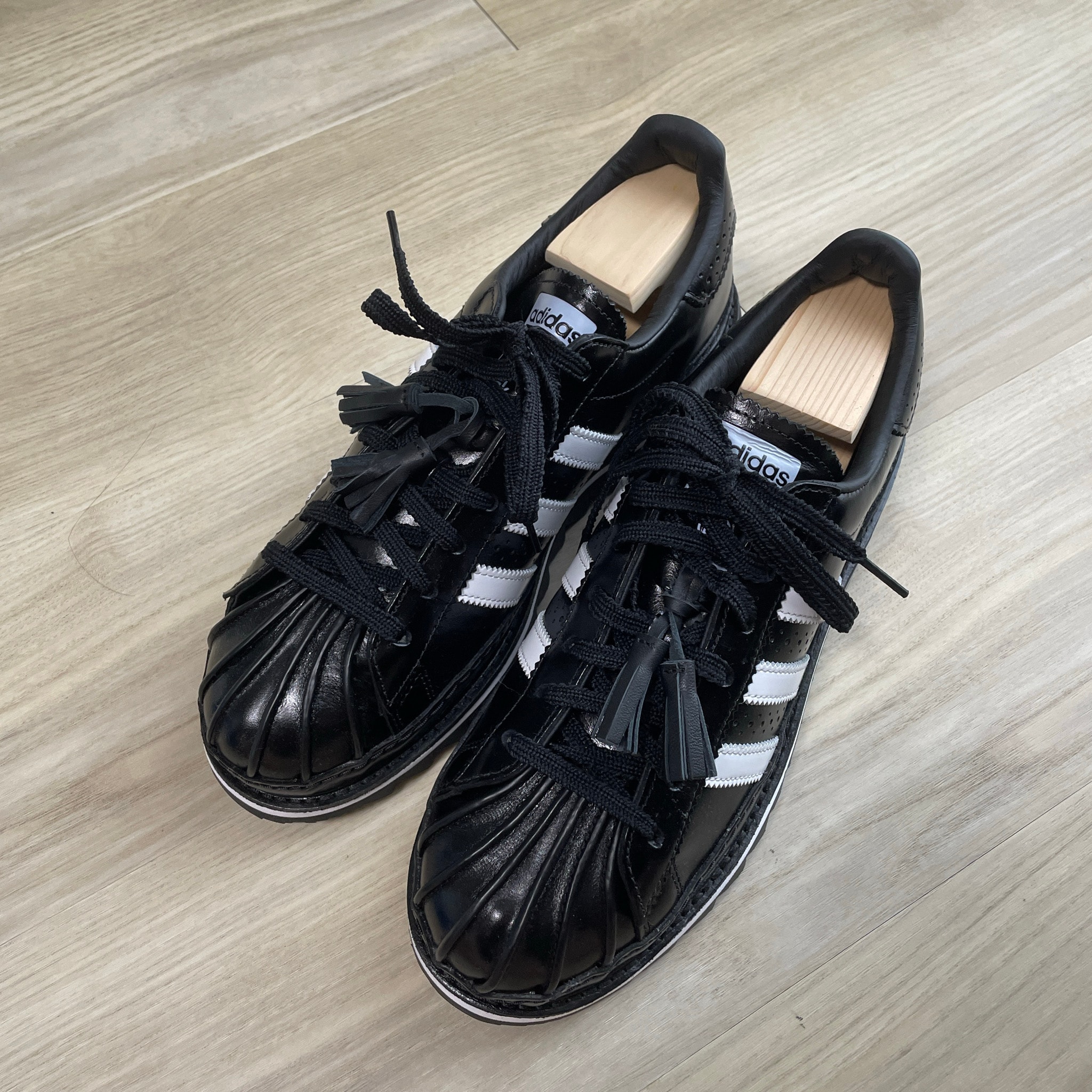 CLOT × adidas Superstar "Core Black/Footwear White"