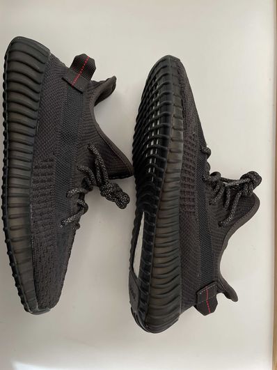 adidas YEEZY Boost 350 V2 "Black"