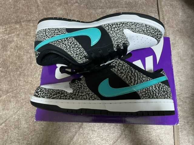 Nike SB Dunk Low "Elephant/Safari"