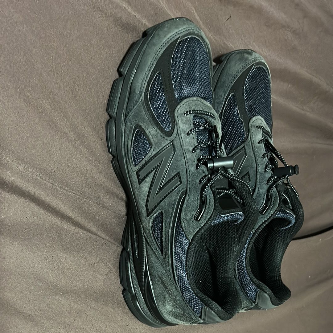 JJJJound × New Balance 990V4 "Navy"