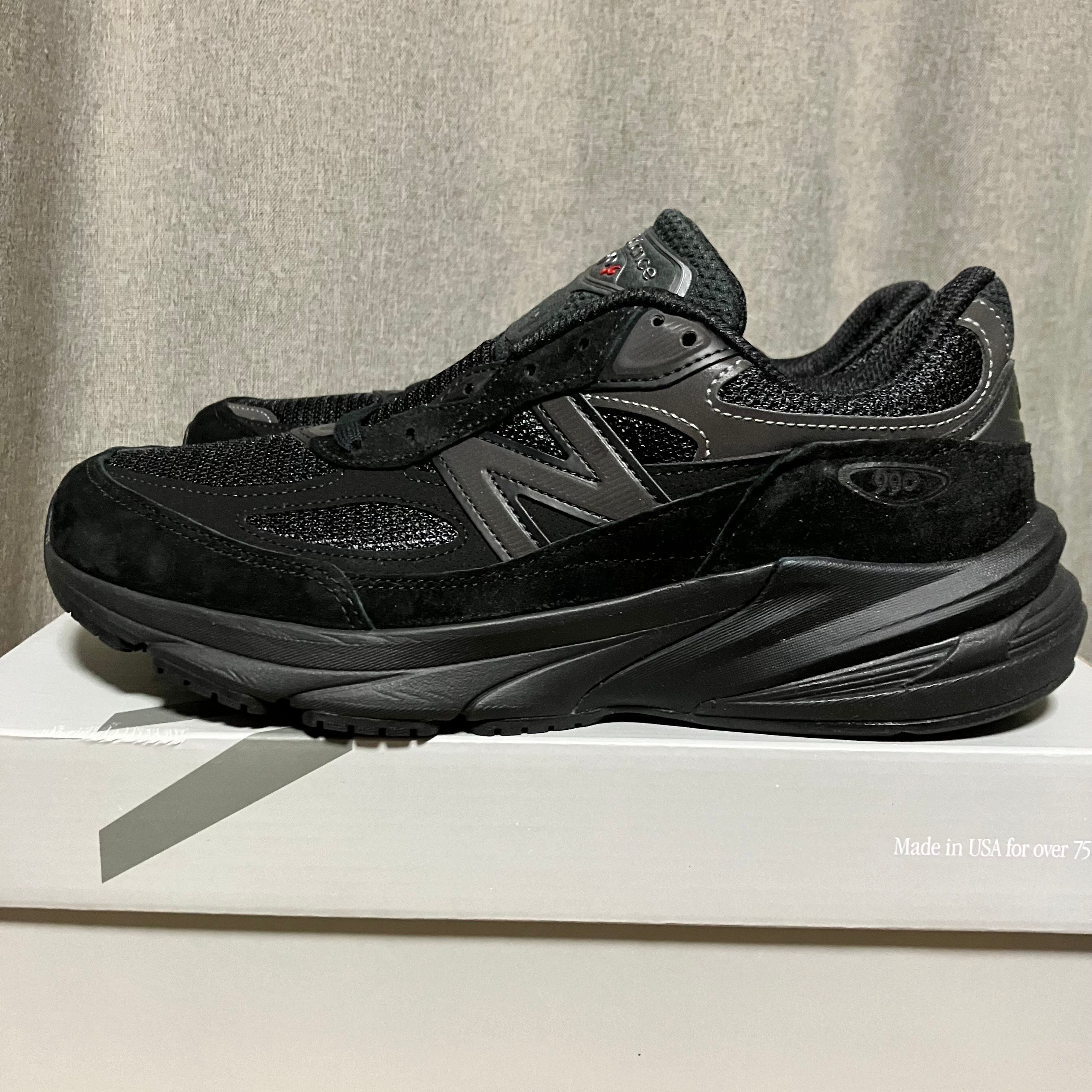 New Balance 990V6 "Triple Black"