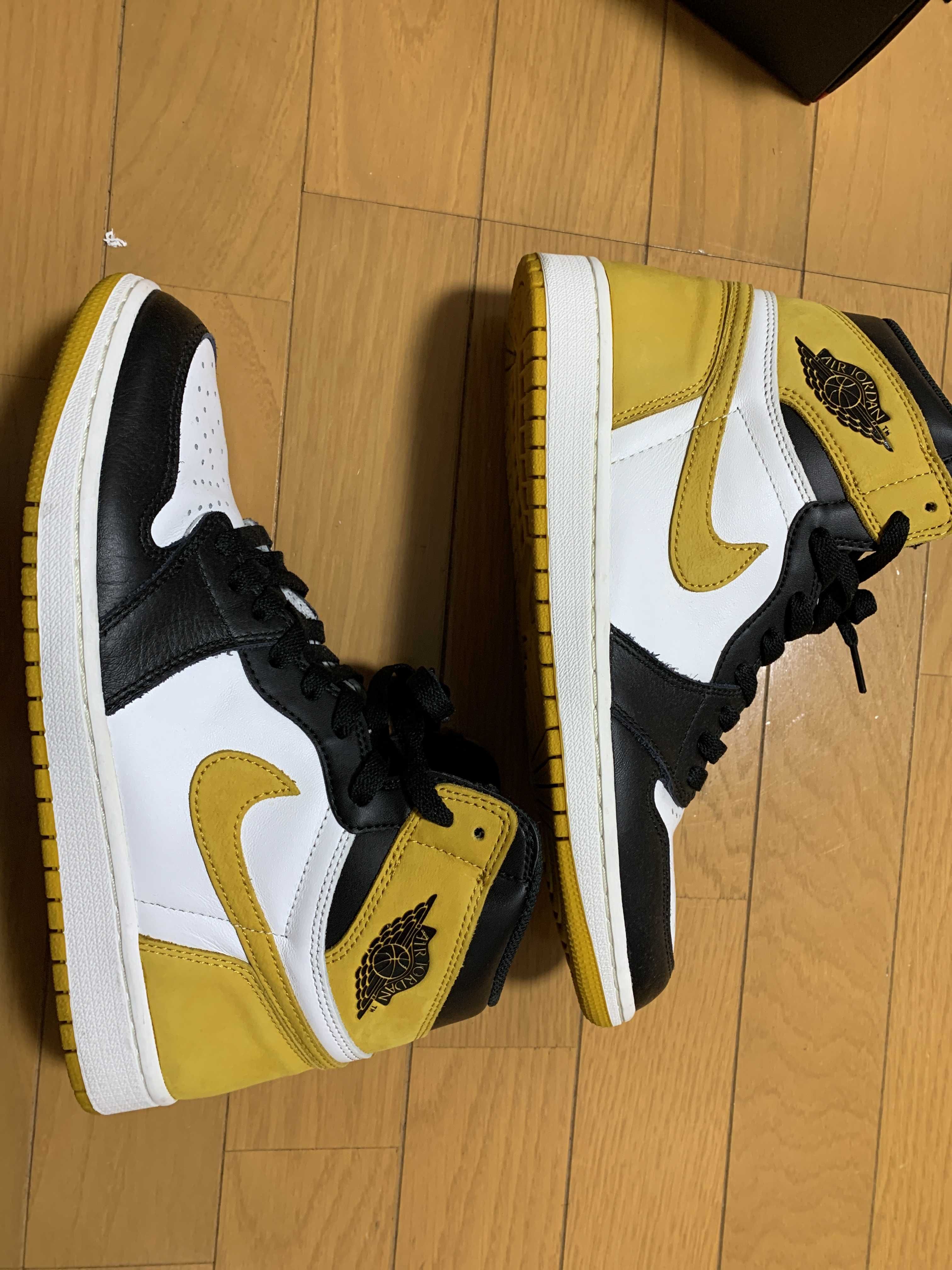 Nike Air Jordan 1 Retro High OG "Black Toe/Yellow Ochre"