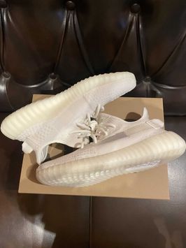 贈り物 極美品 アディダス イージーブースト 350 ザイオン 23.5