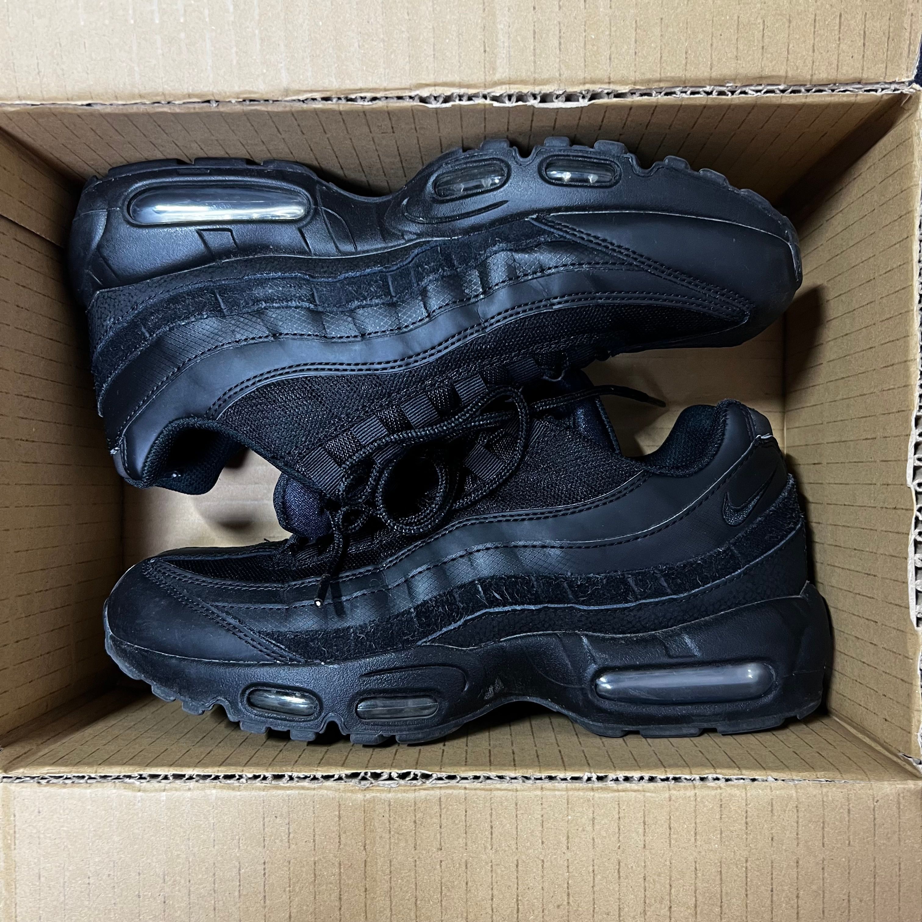 Nike Air Max 95 Essential "Black/Dark Grey/Black"