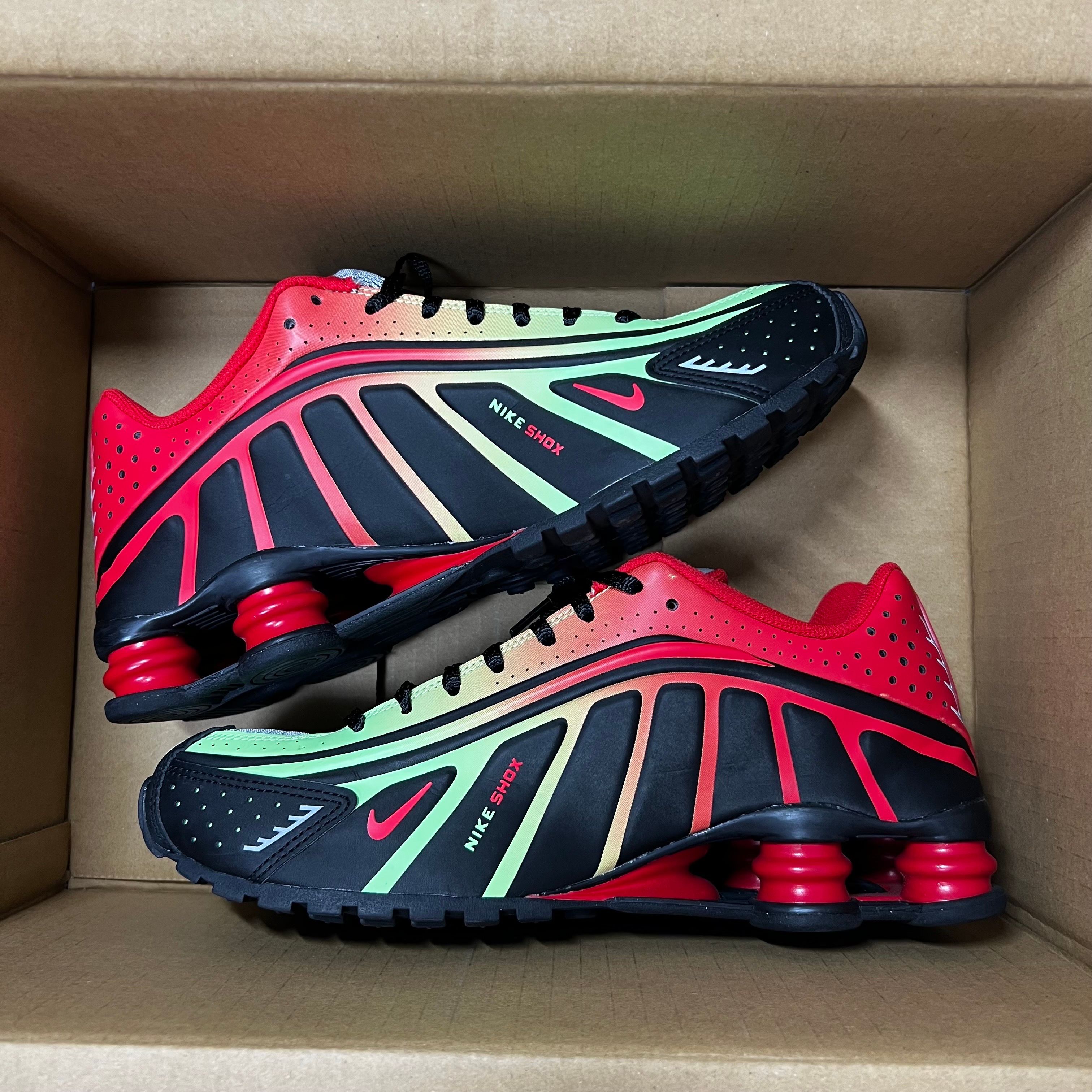 Nike Shox R4 "Neymar Black"