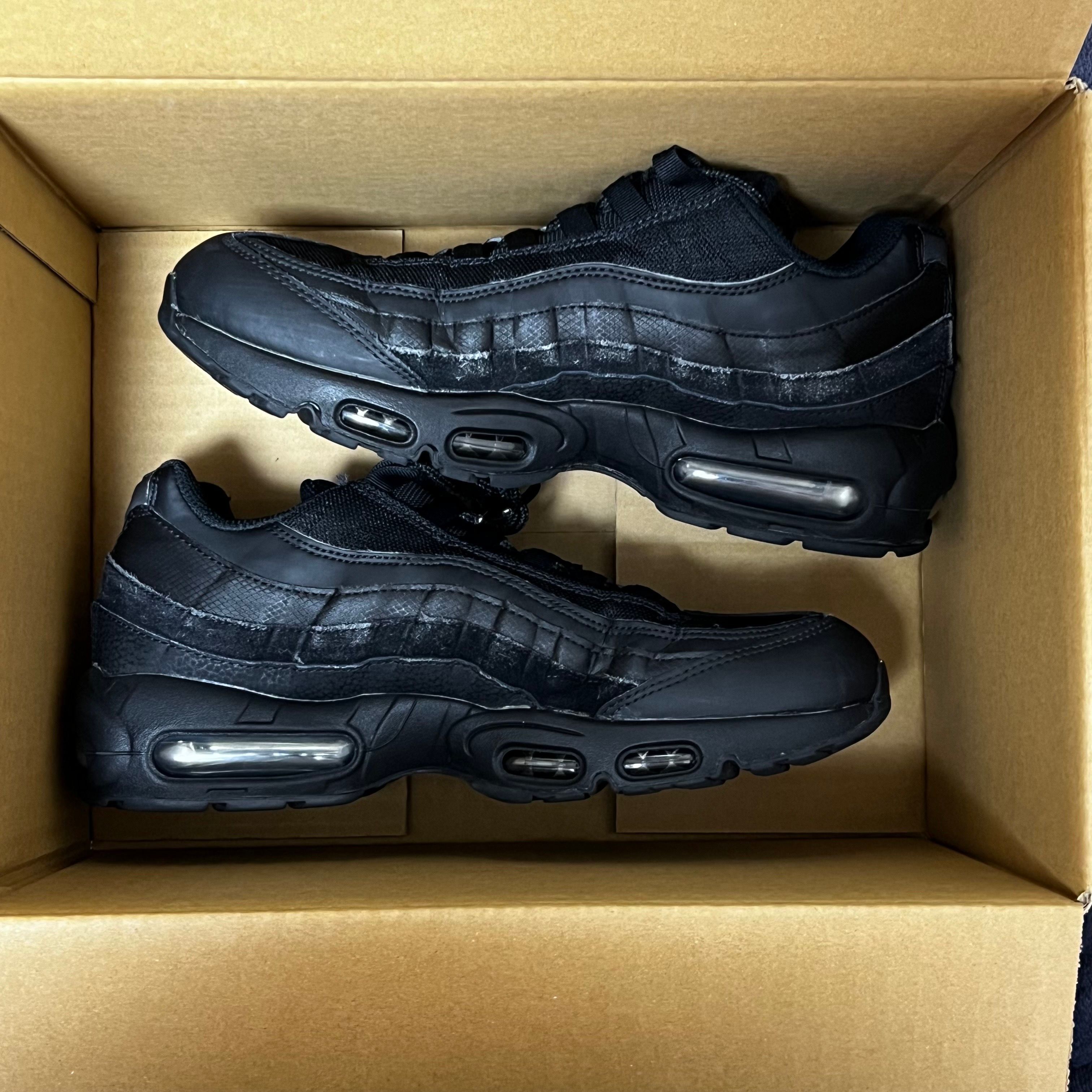 Nike Air Max 95 Essential "Black/Dark Grey/Black"