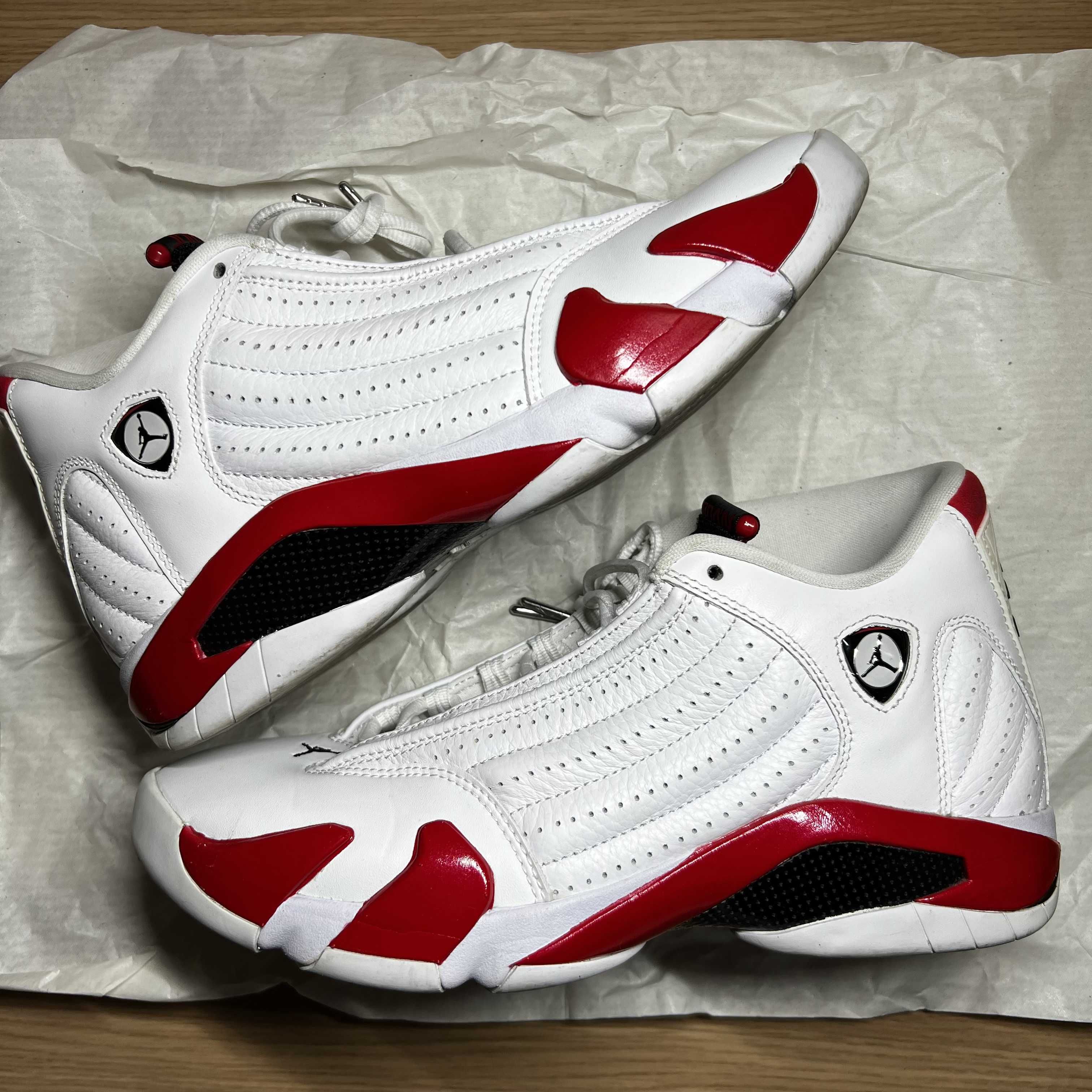 NIKE AIR JORDAN 14 RIP HAMILTON 