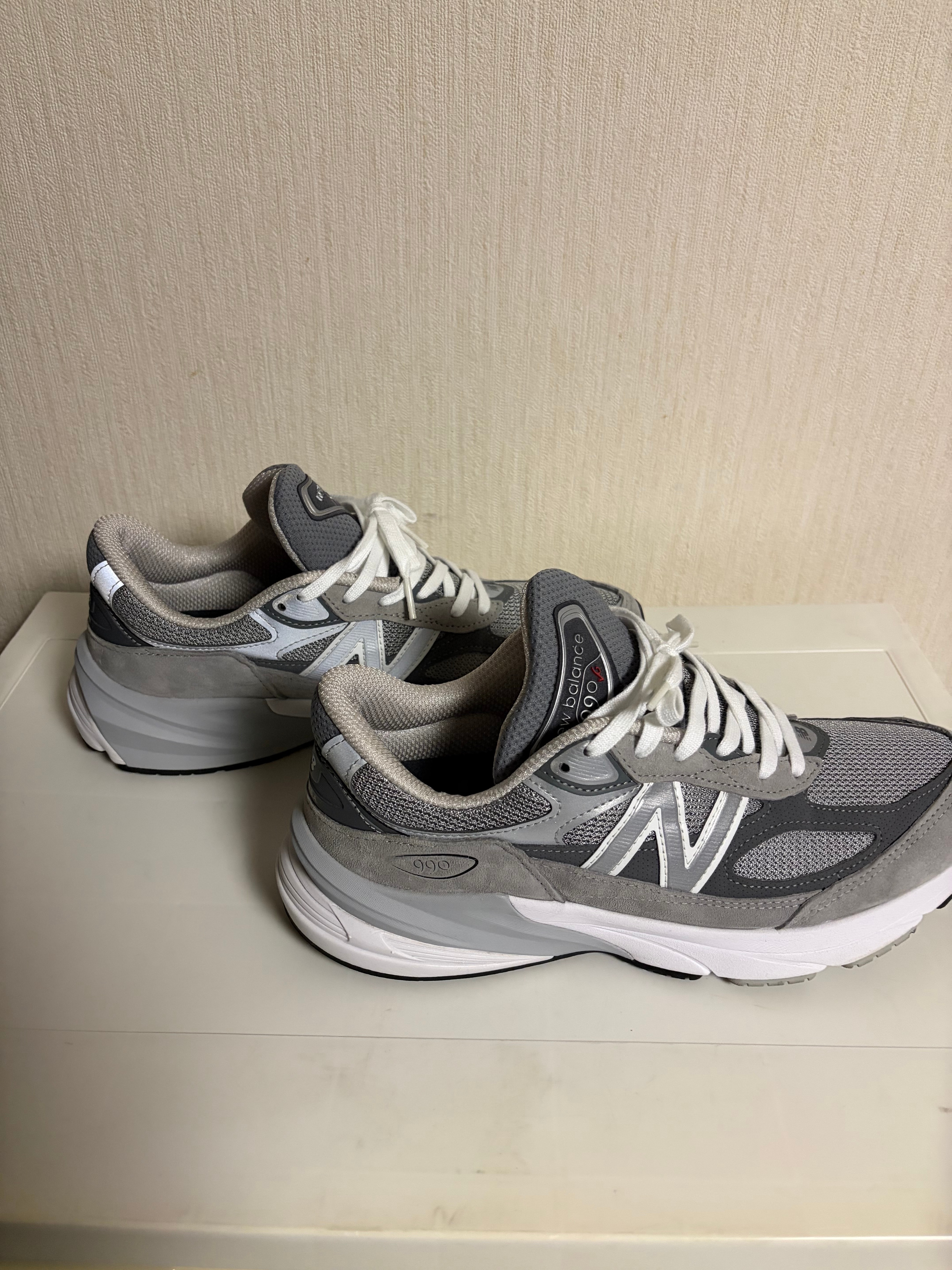 New Balance 990V6 "Gray" (Heel Logo NB)