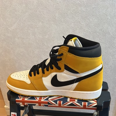 Nike Air Jordan 1 Retro High OG "Yellow Ochre"