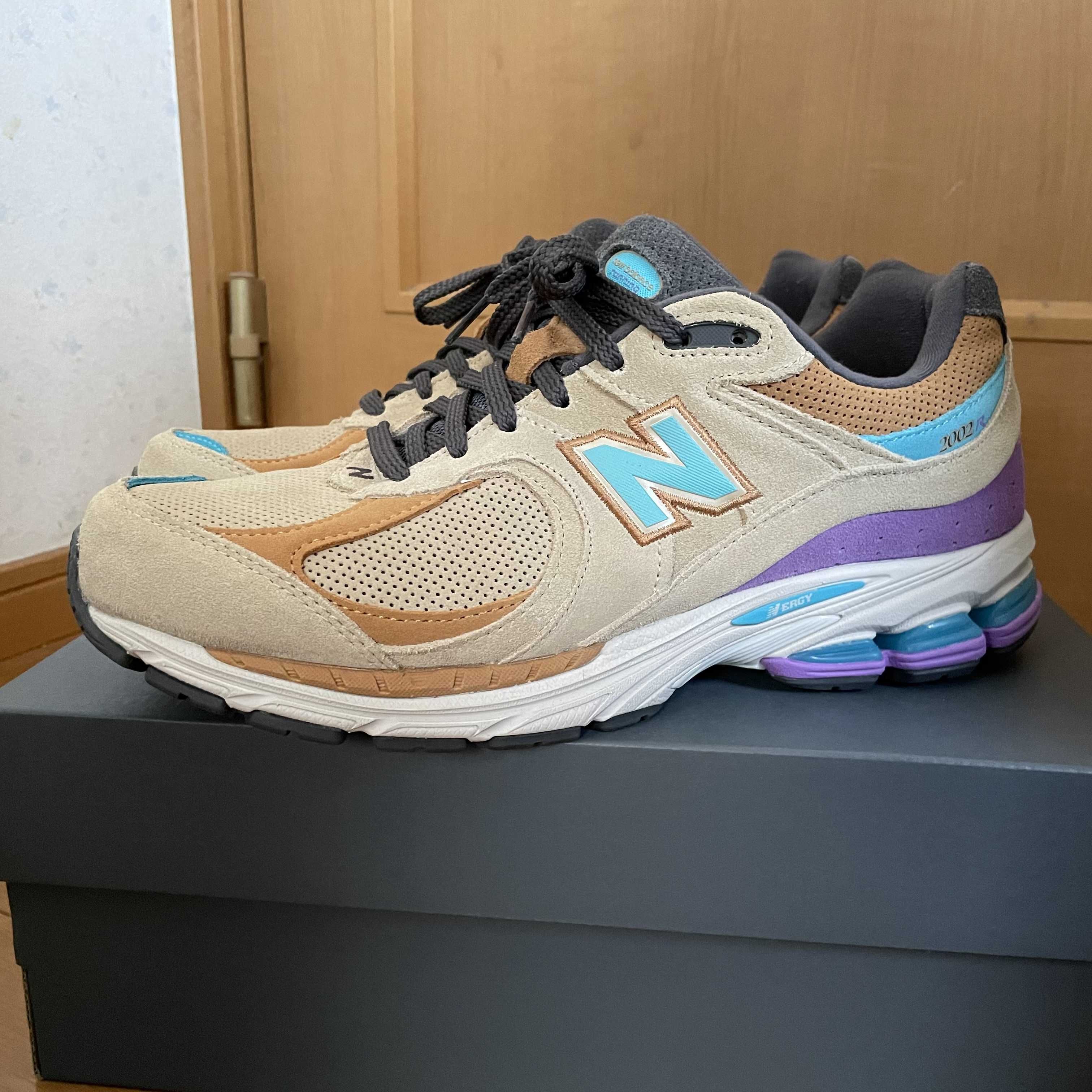 New Balance 2002R "Beige/Purple"