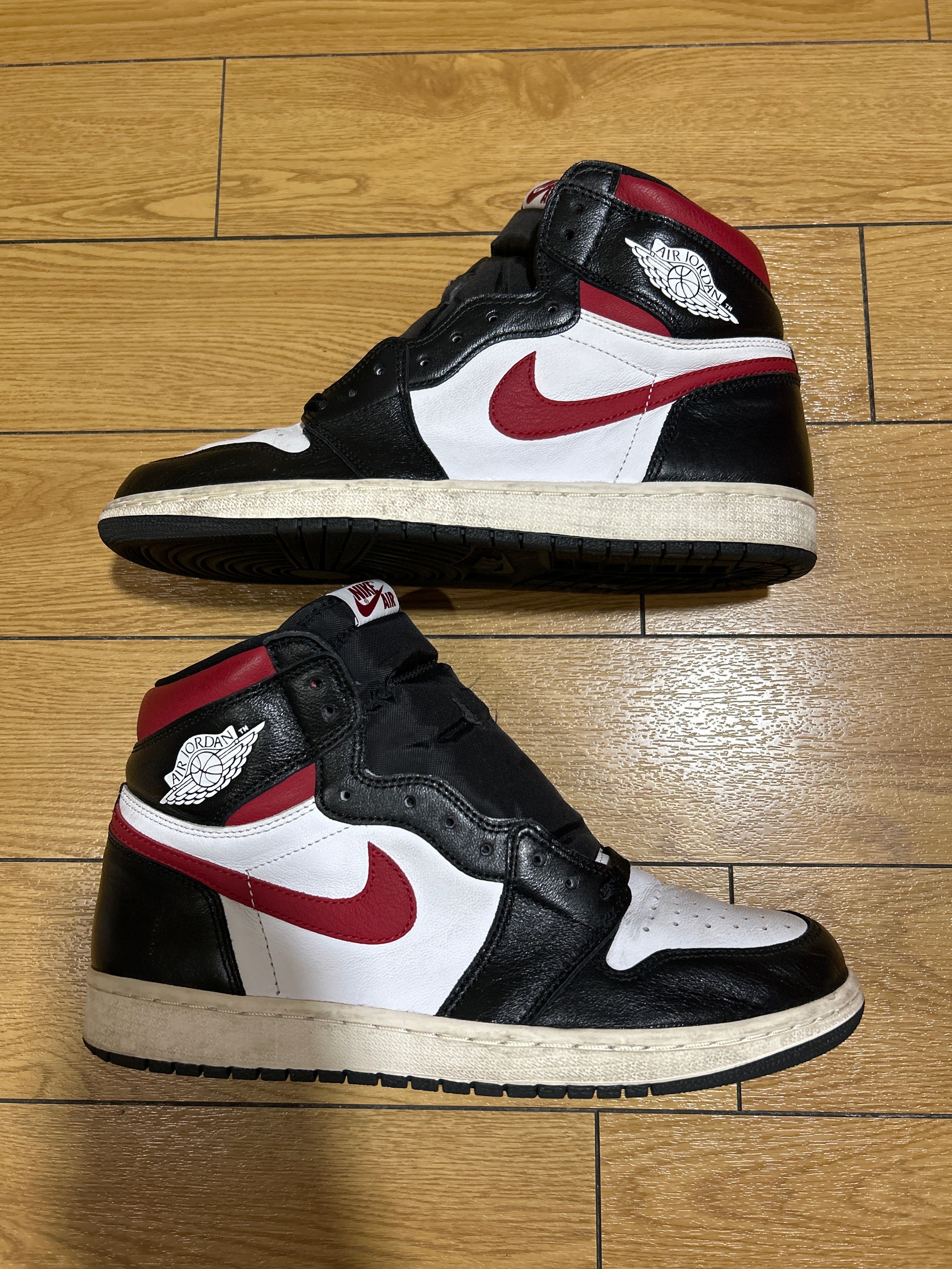 Nike Air Jordan 1 Retro High "Black/White/Sail/Gym Red"