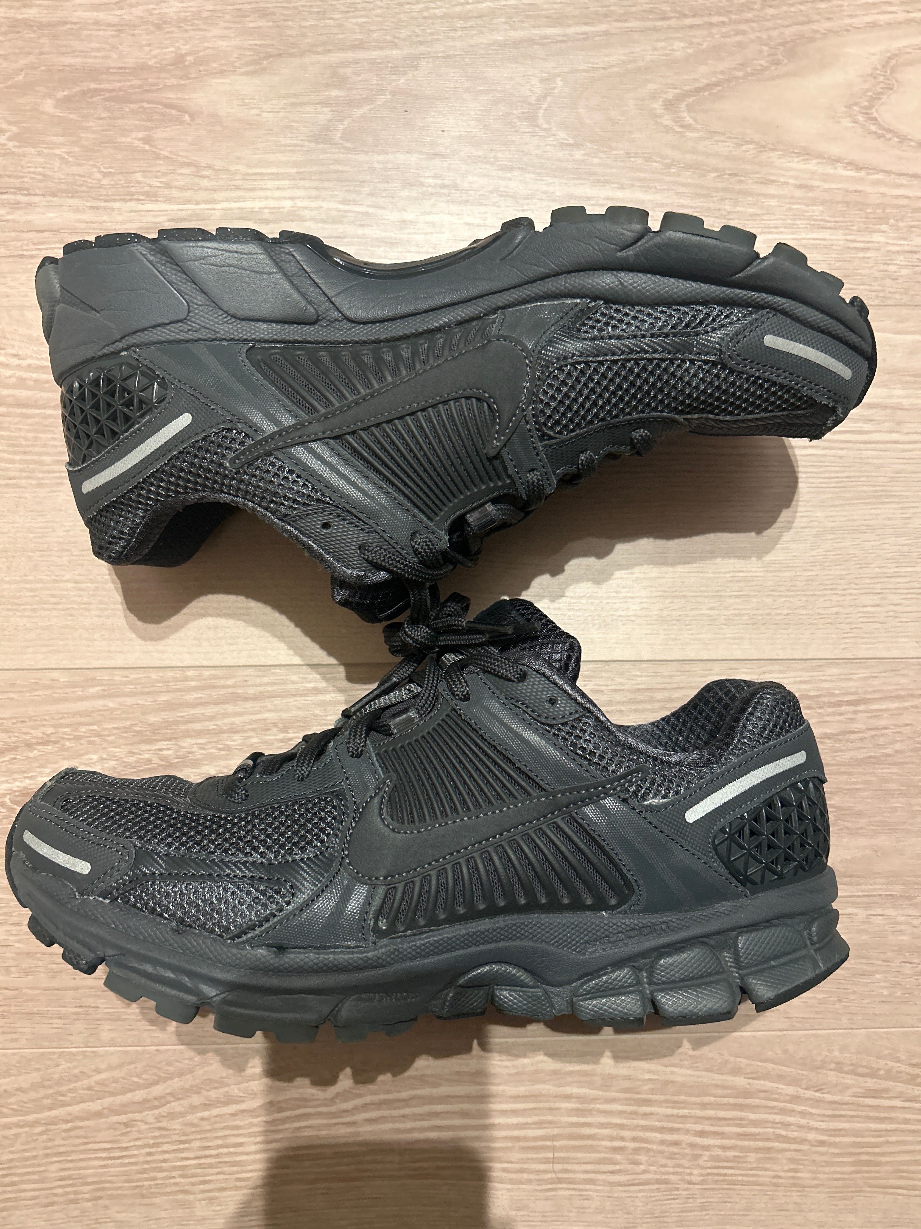 Nike Zoom Vomero 5 "Anthracite"