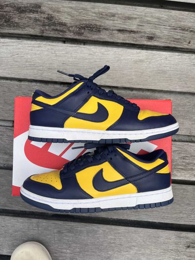 Nike Dunk Low "Michigan"