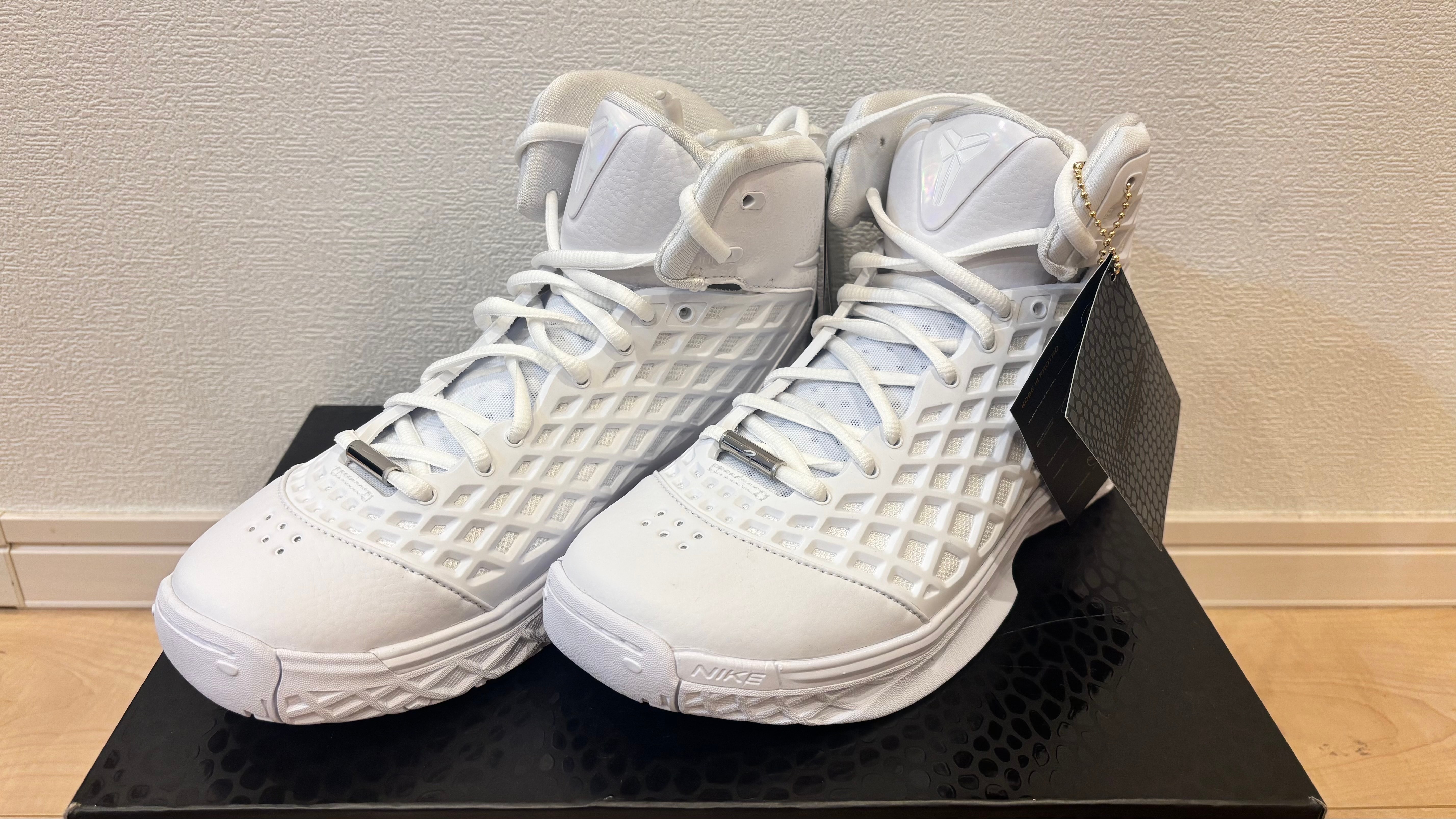 Nike Kobe 3 Protro "Halo" (HM4351-100/HQ9153-100)