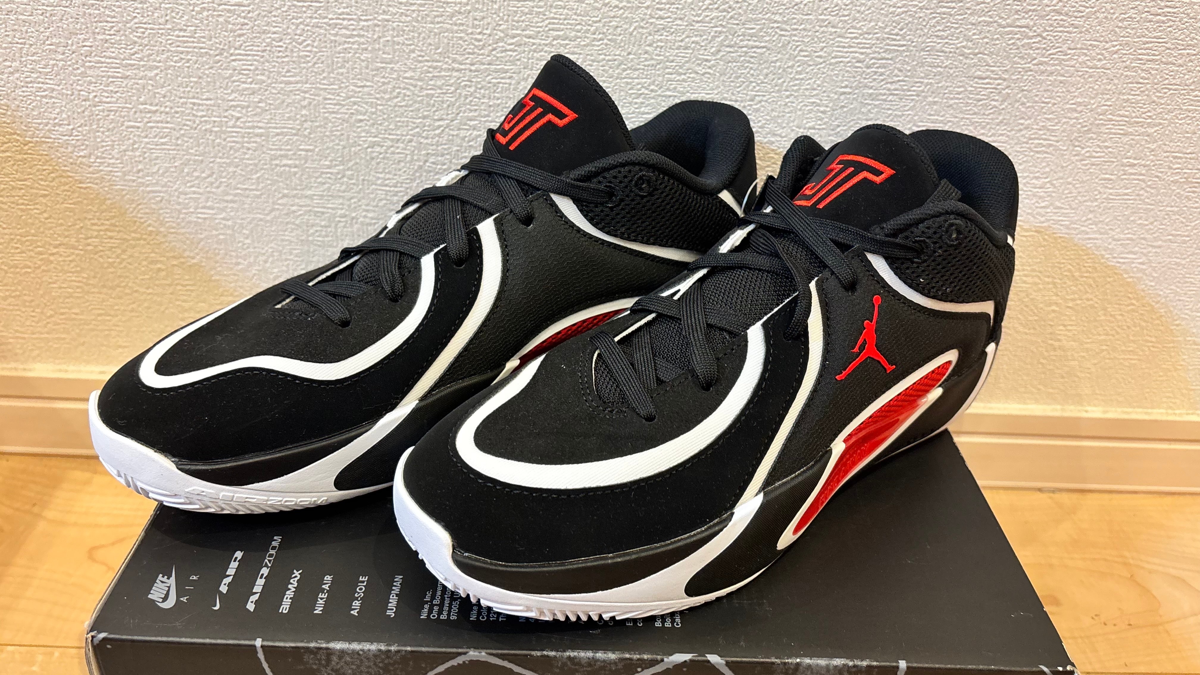 Nike Jordan Tatum 4 "Bloodline" ( HQ4614-001/HQ4613-001)