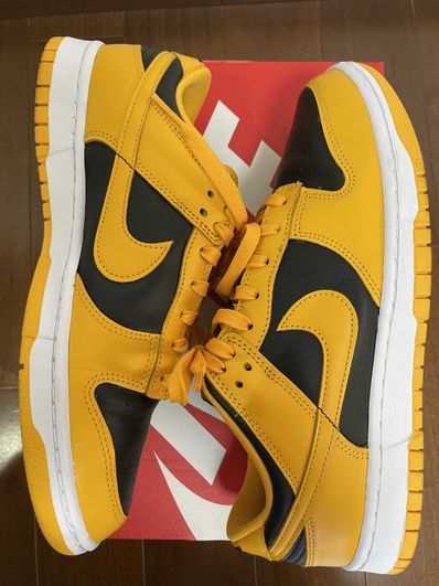 Nike Dunk Low "Championship Goldenrod"